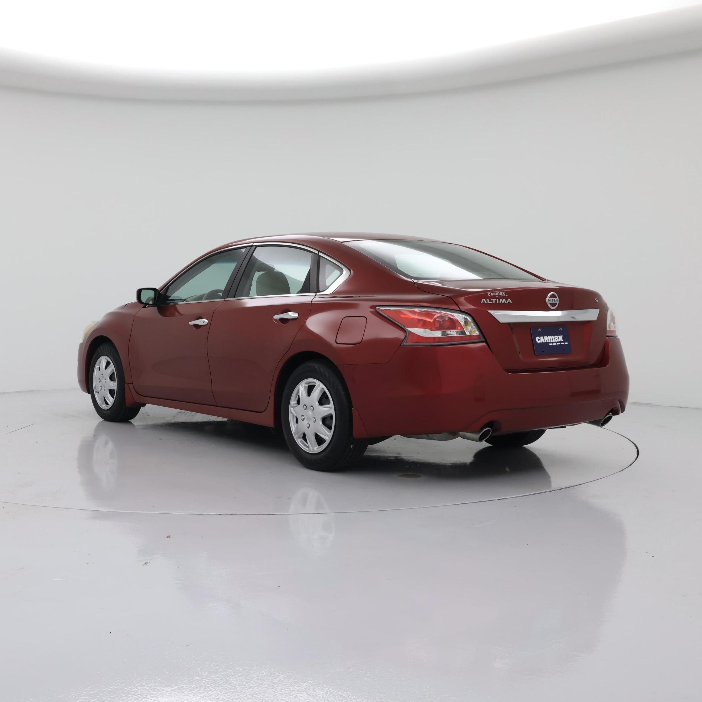 Thumbnail: 2015 Nissan Altima - 2