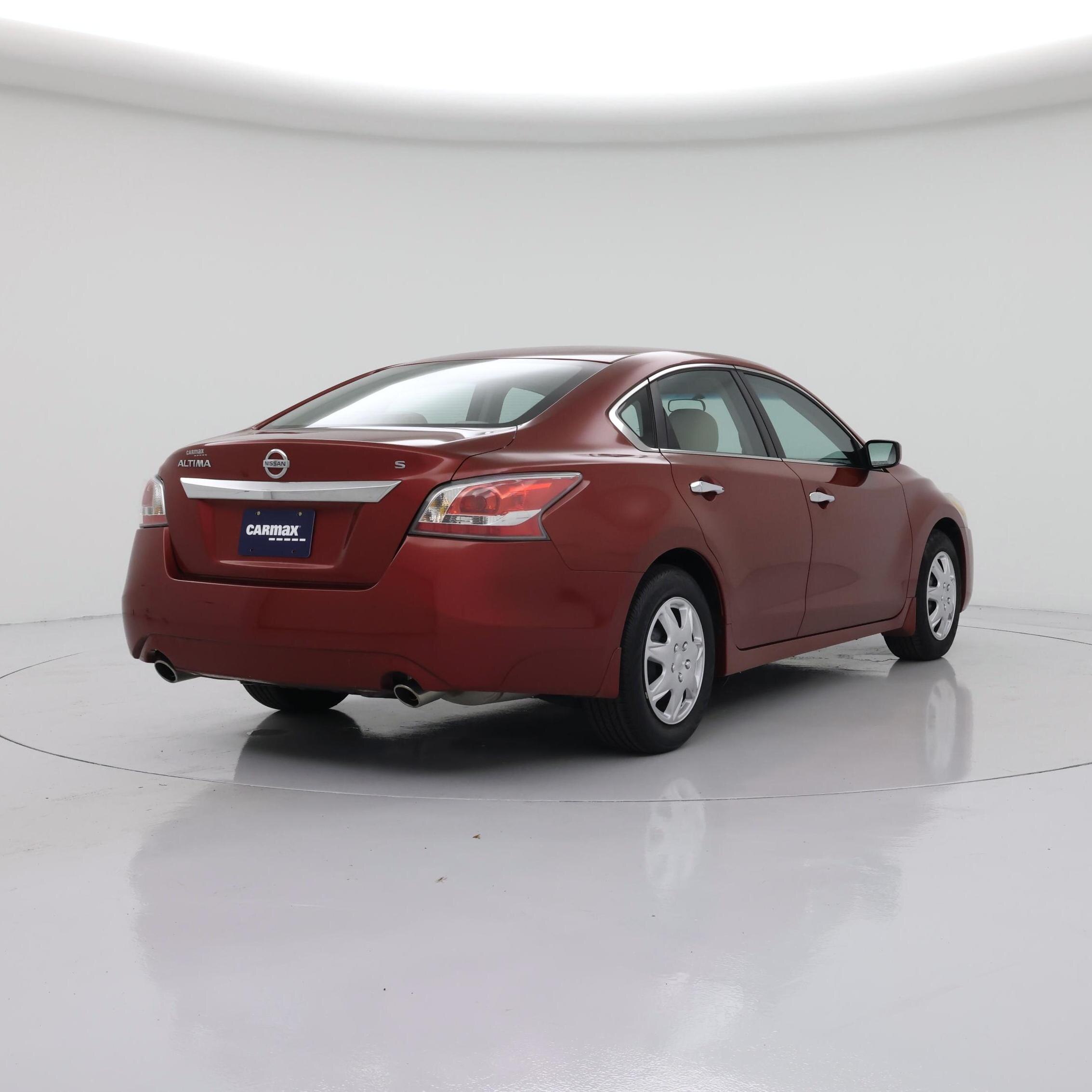 Thumbnail: 2015 Nissan Altima - 8