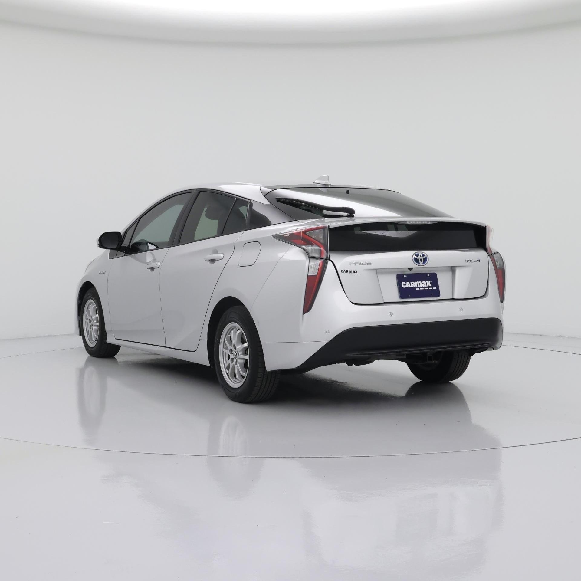 Thumbnail: 2016 Toyota Prius - 2