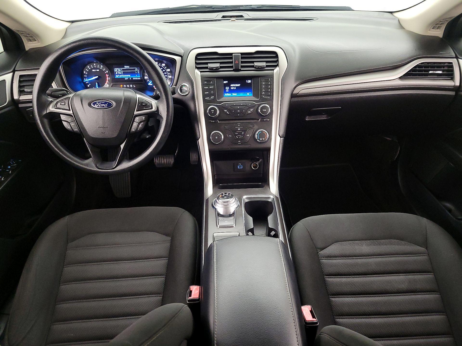 Thumbnail: 2017 Ford Fusion - 9