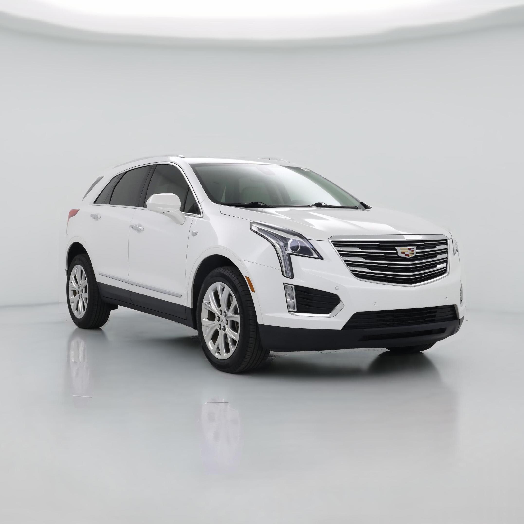 Thumbnail: 2019 Cadillac XT5 - 1