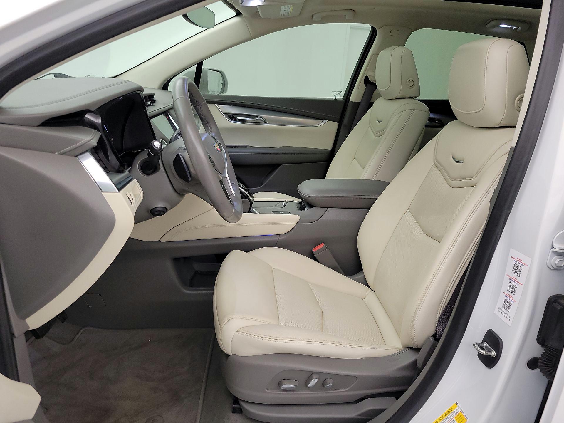 Thumbnail: 2019 Cadillac XT5 - 11