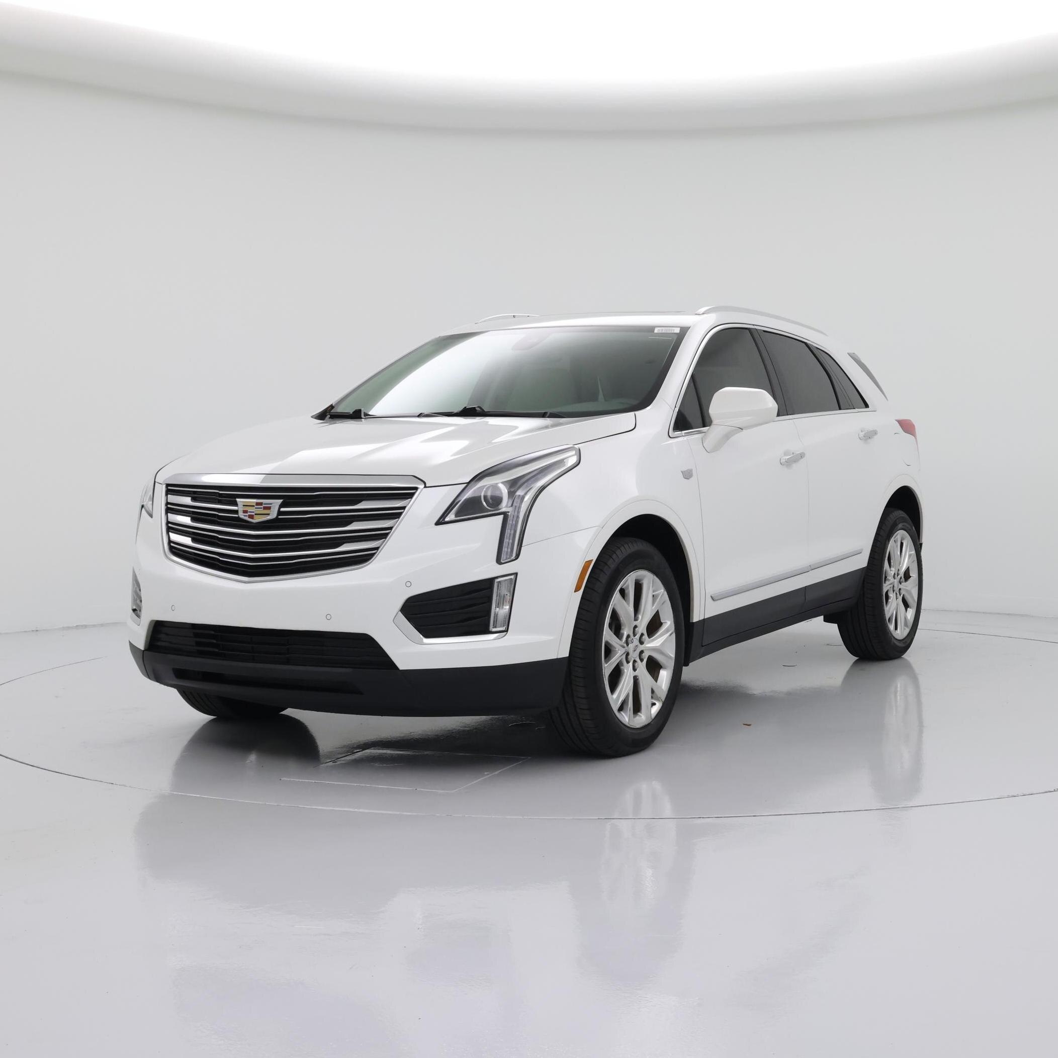 Thumbnail: 2019 Cadillac XT5 - 4
