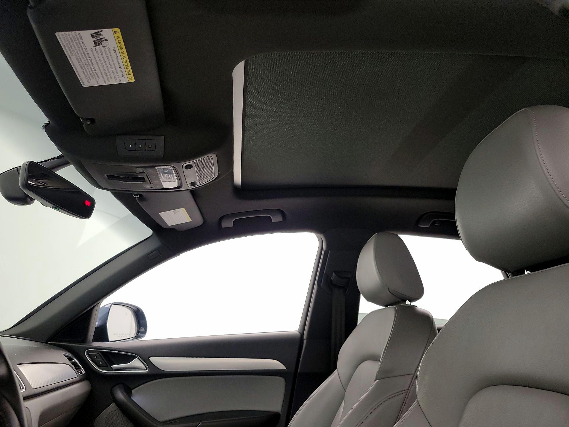 Thumbnail: 2018 Audi Q3 - 18