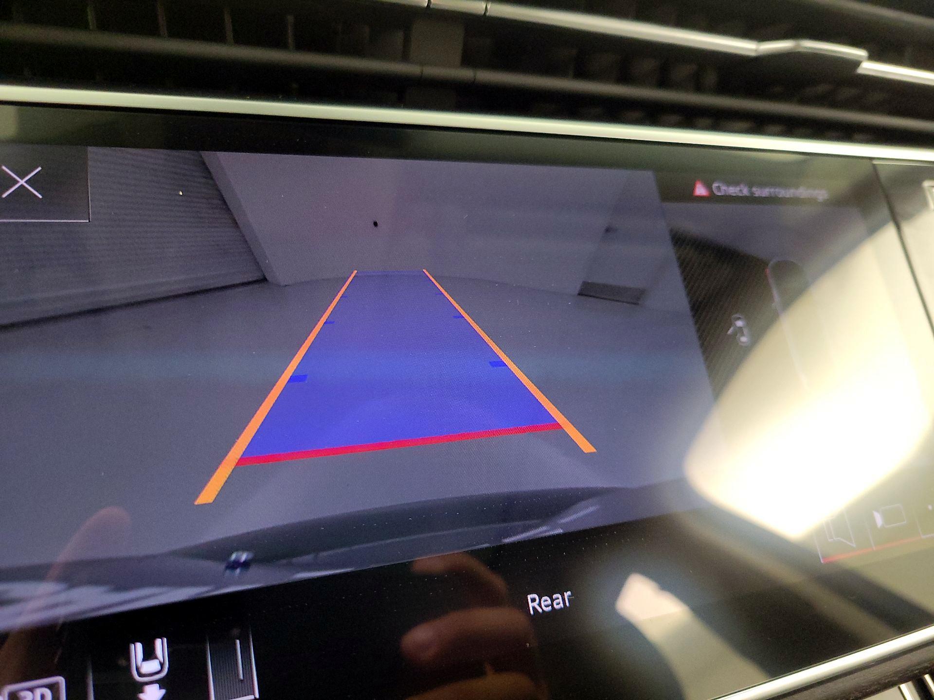 Thumbnail: 2021 Audi Q7 - 14