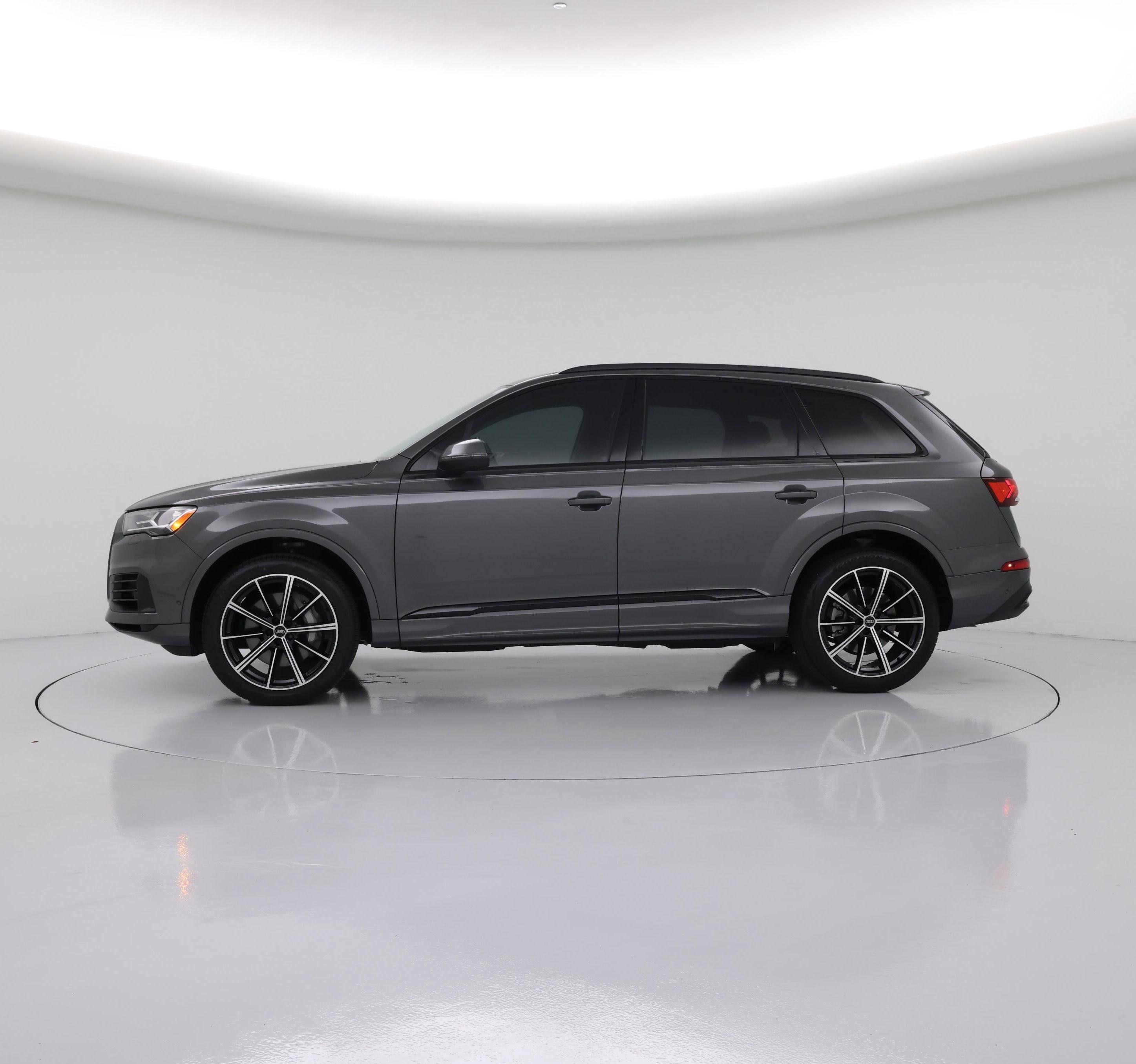 Thumbnail: 2021 Audi Q7 - 3