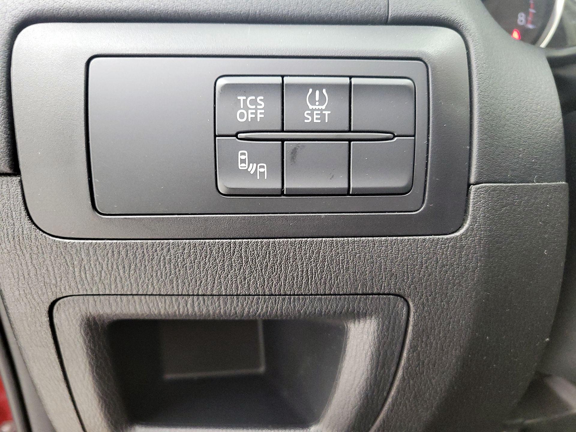 Thumbnail: 2016 Mazda CX-5 - 13