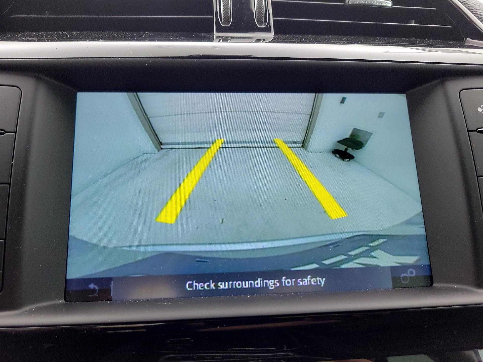 Thumbnail: 2018 Jaguar F-Pace - 15