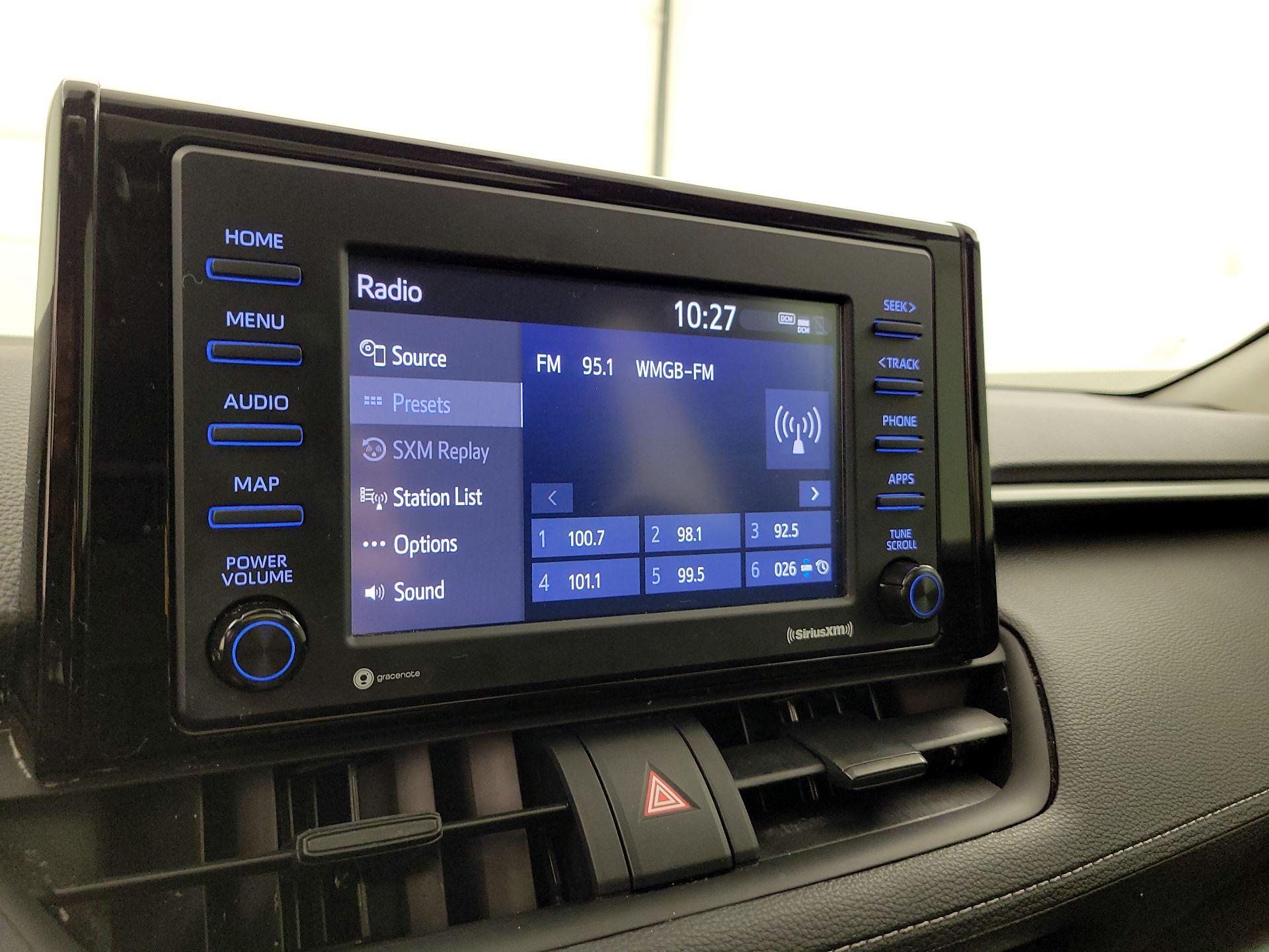 Thumbnail: 2021 Toyota RAV4 - 16