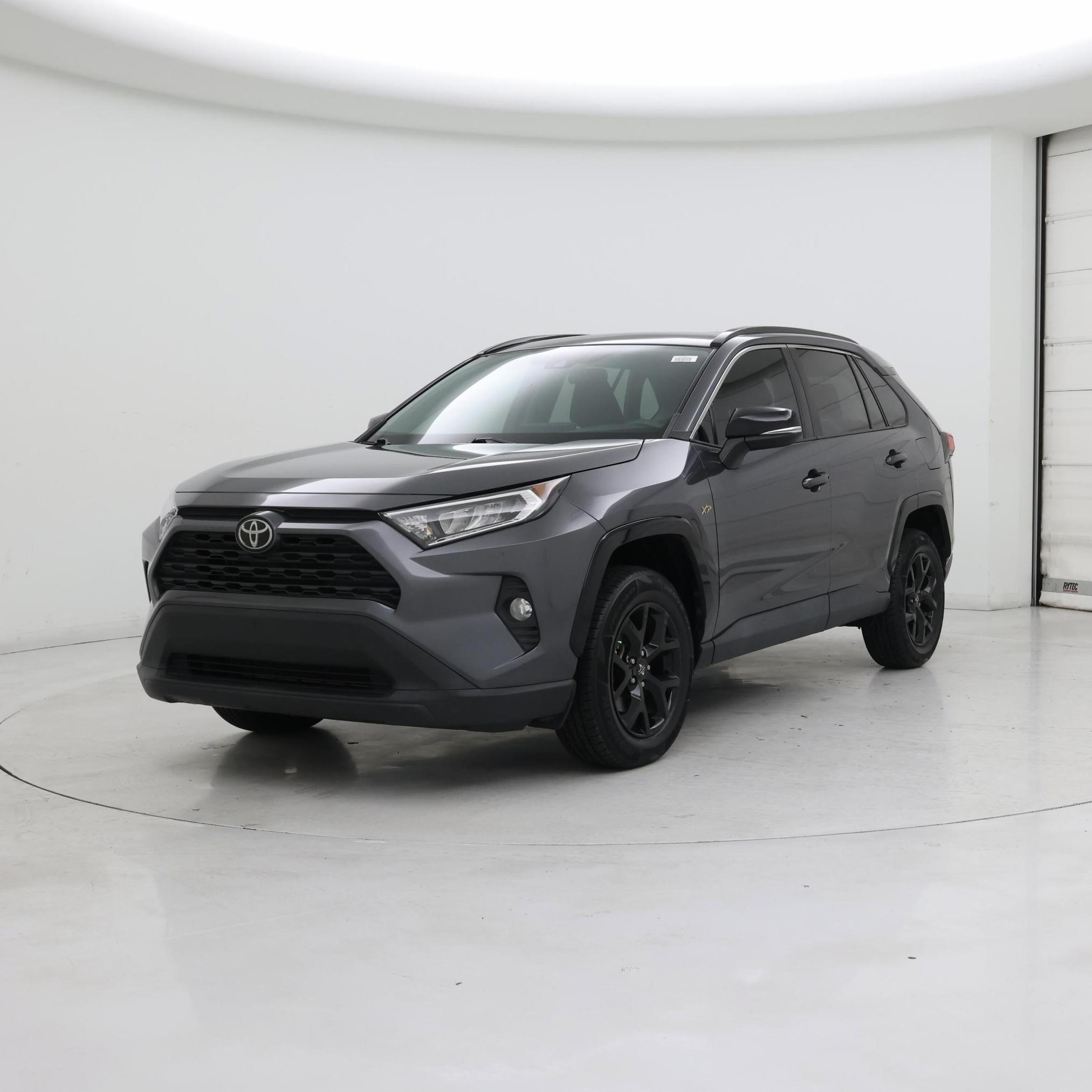 Thumbnail: 2021 Toyota RAV4 - 4