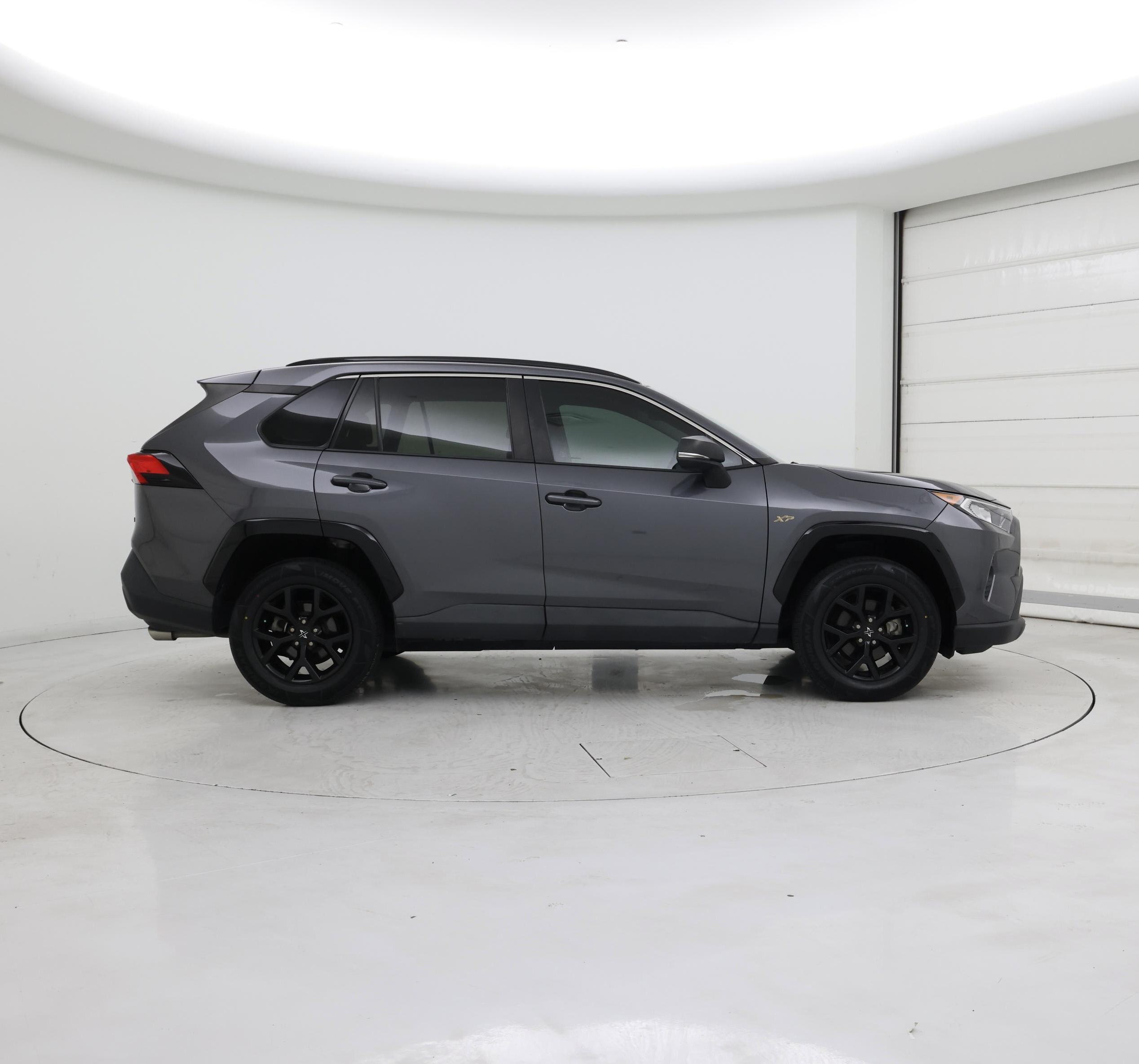 Thumbnail: 2021 Toyota RAV4 - 7