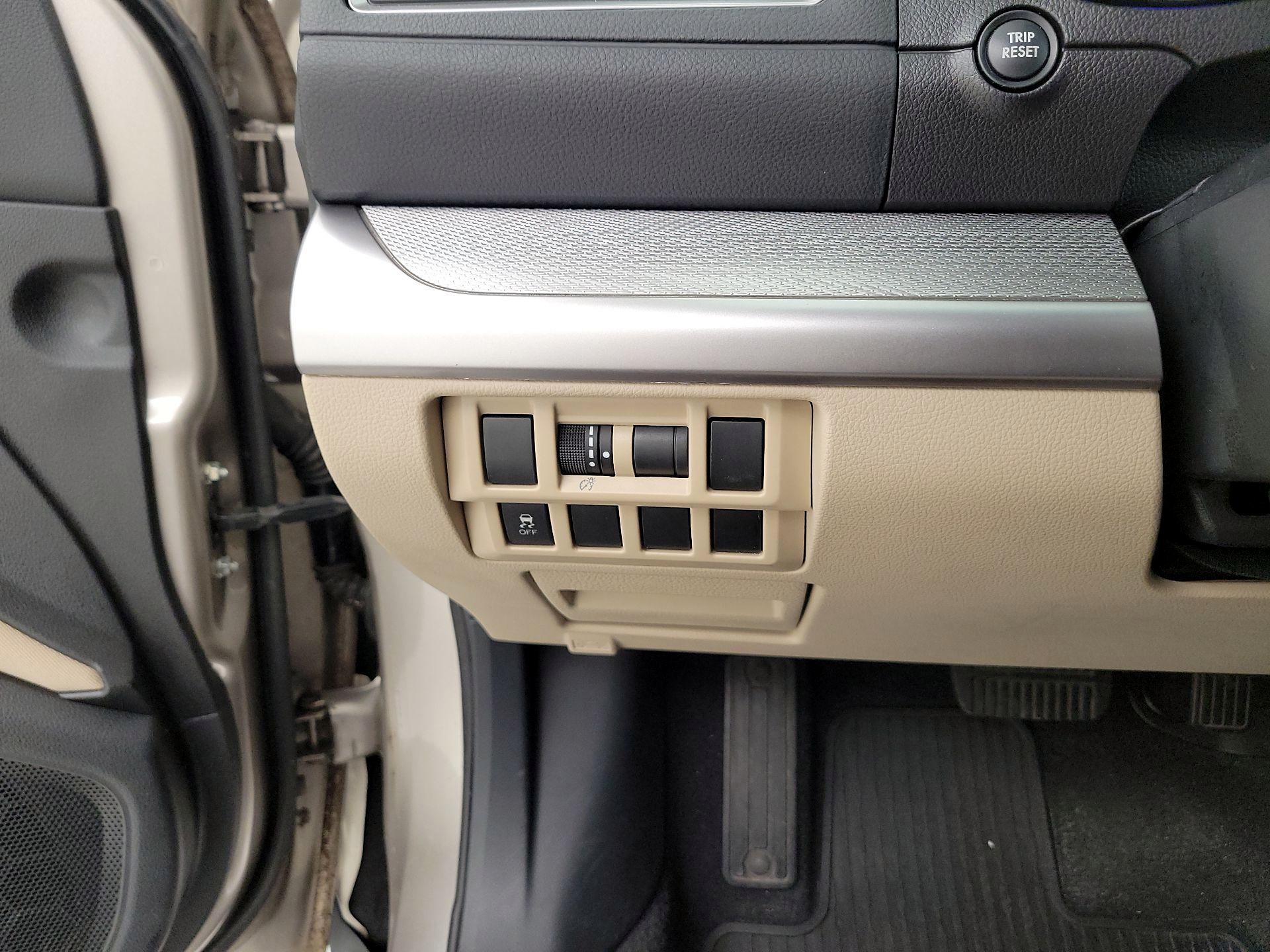 Thumbnail: 2016 Subaru Outback - 13