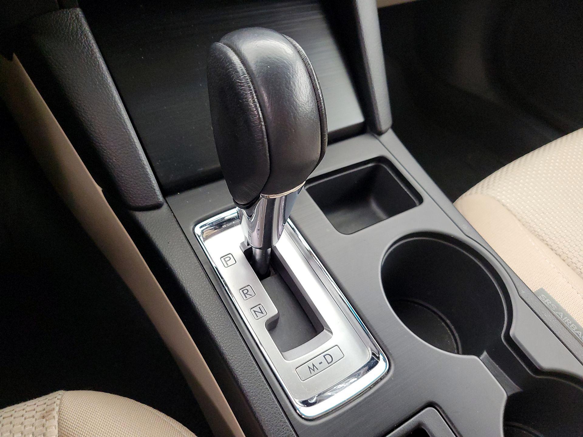 Thumbnail: 2016 Subaru Outback - 17