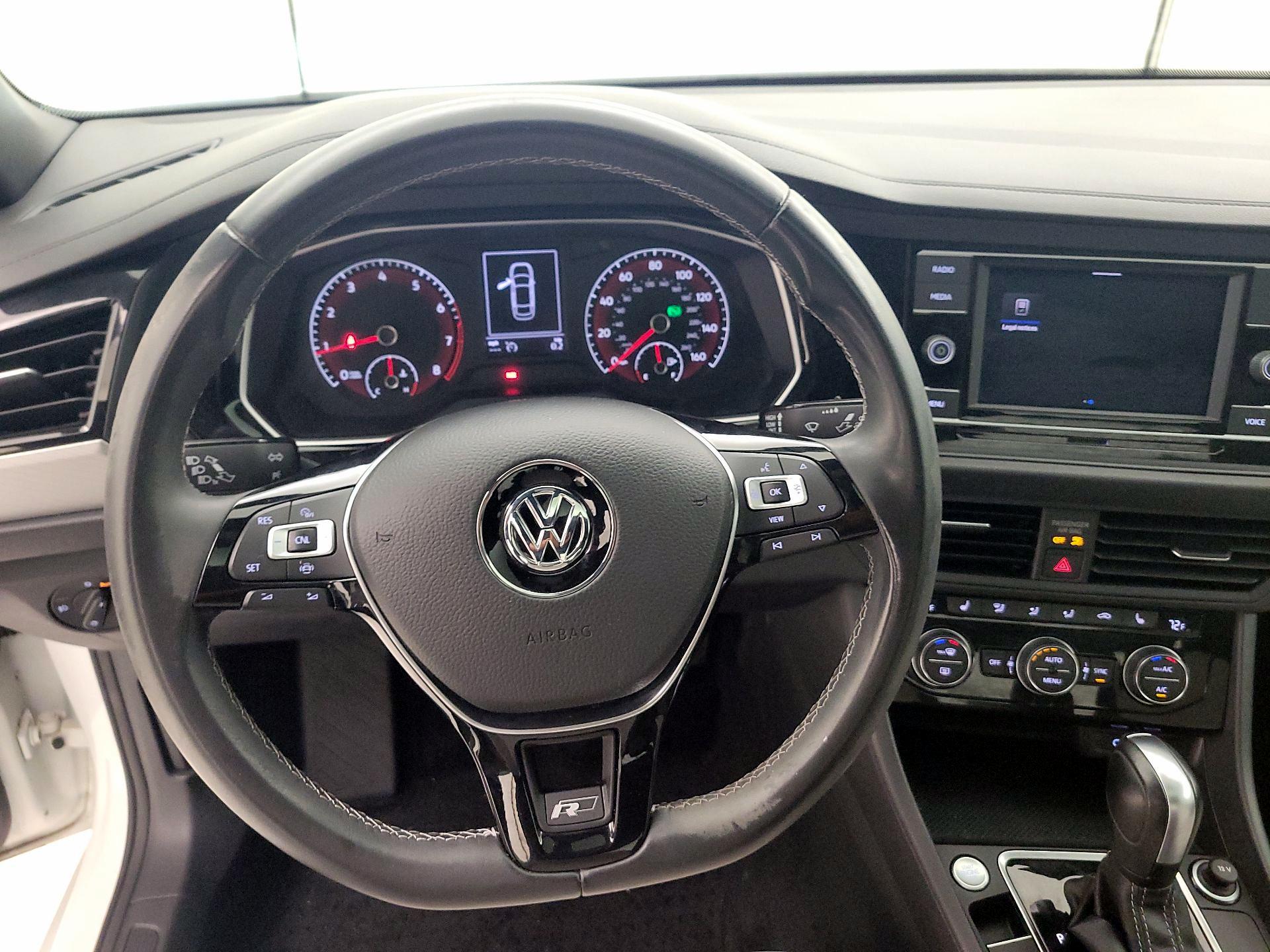 Thumbnail: 2020 Volkswagen Jetta - 10