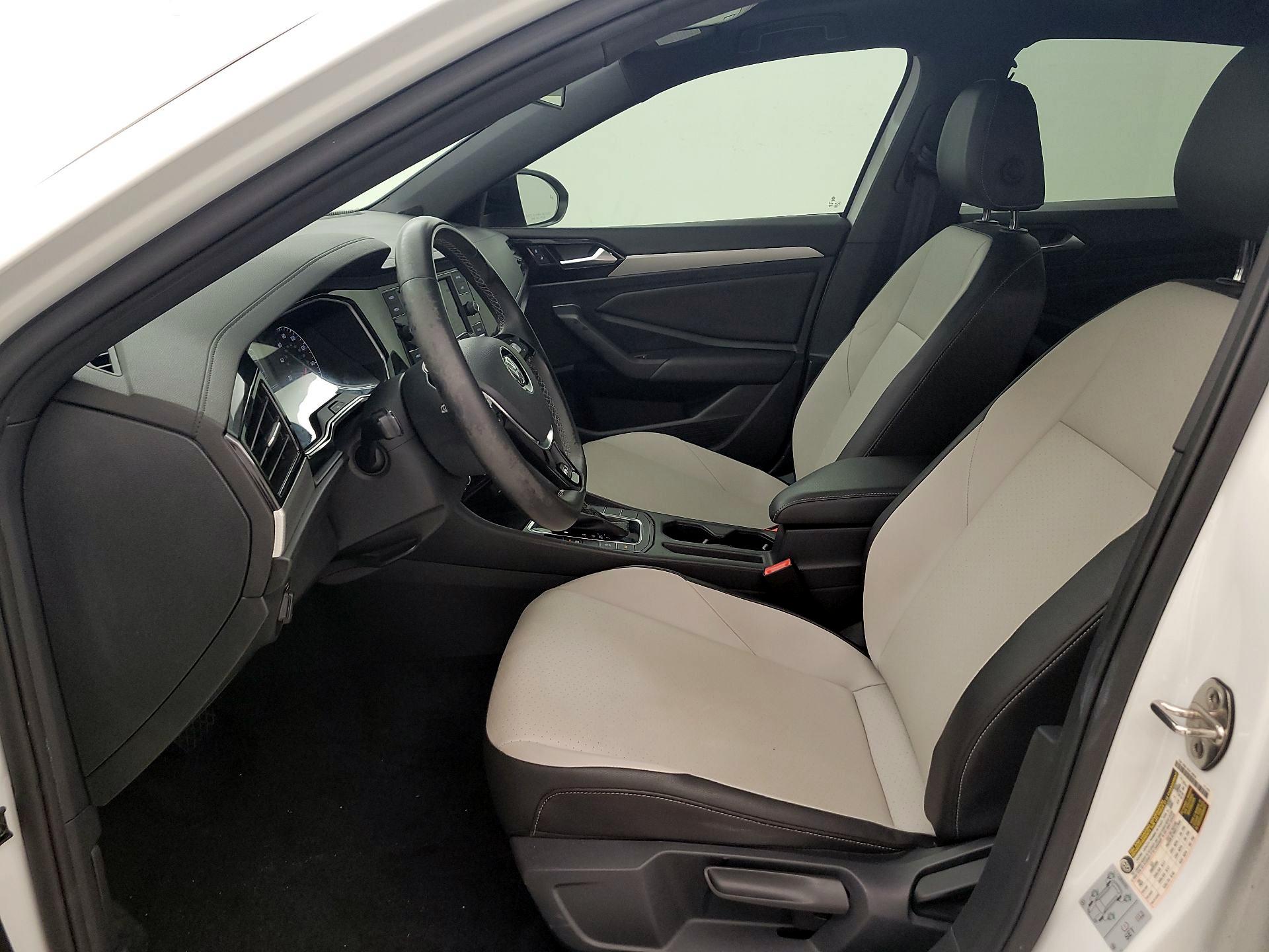 Thumbnail: 2020 Volkswagen Jetta - 11