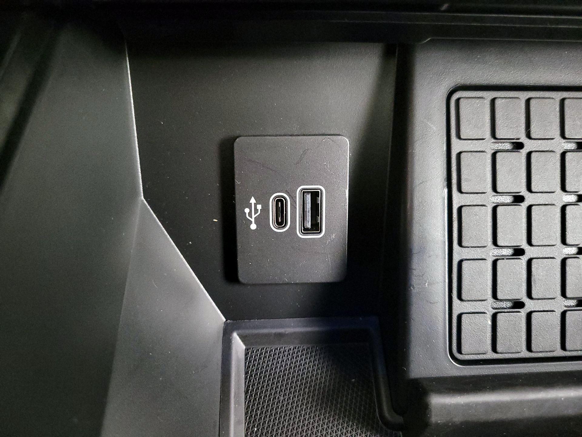 Thumbnail: 2025 Ford F-150 - 19