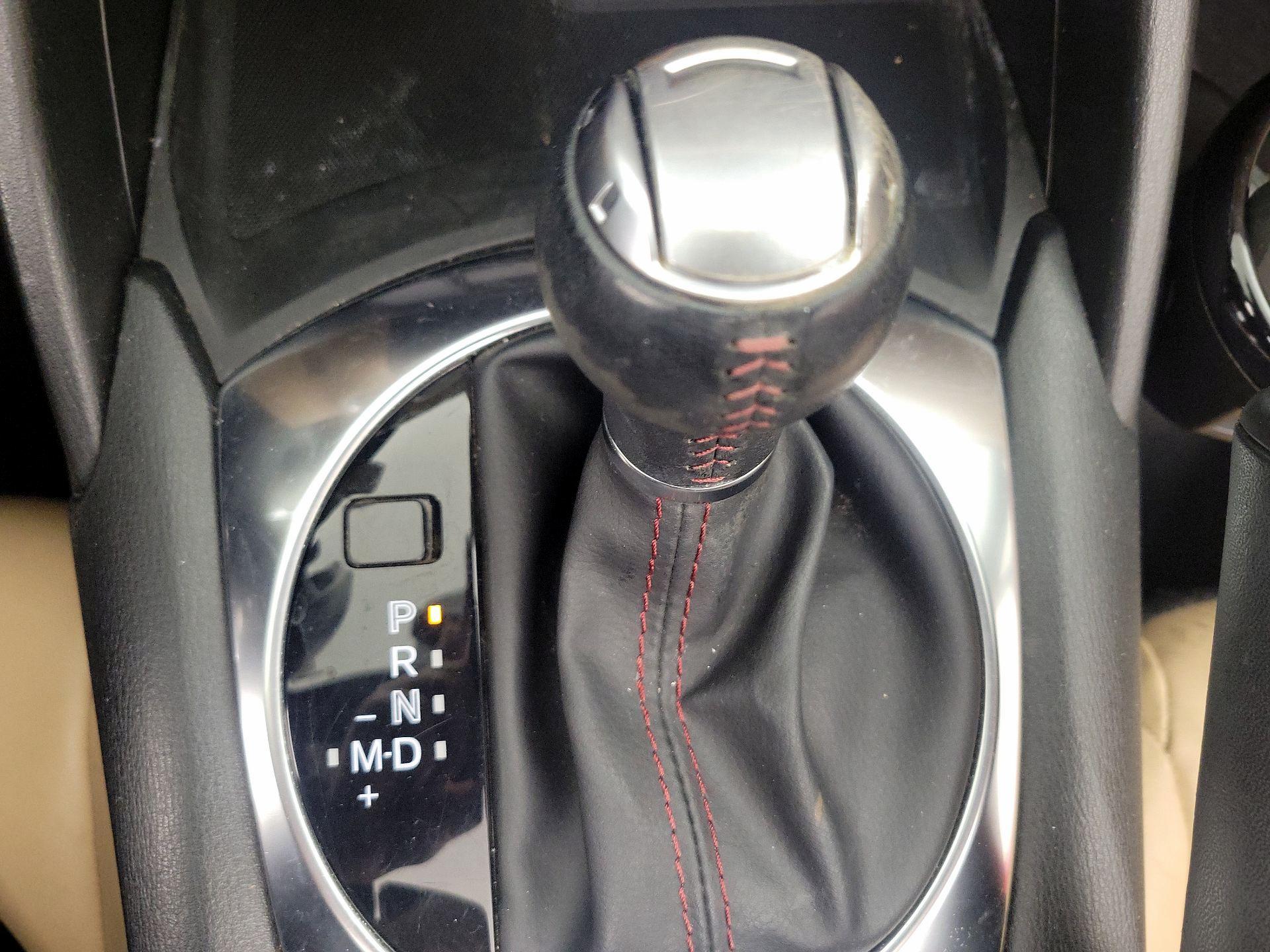 Thumbnail: 2016 Mazda MX-5 Miata - 16