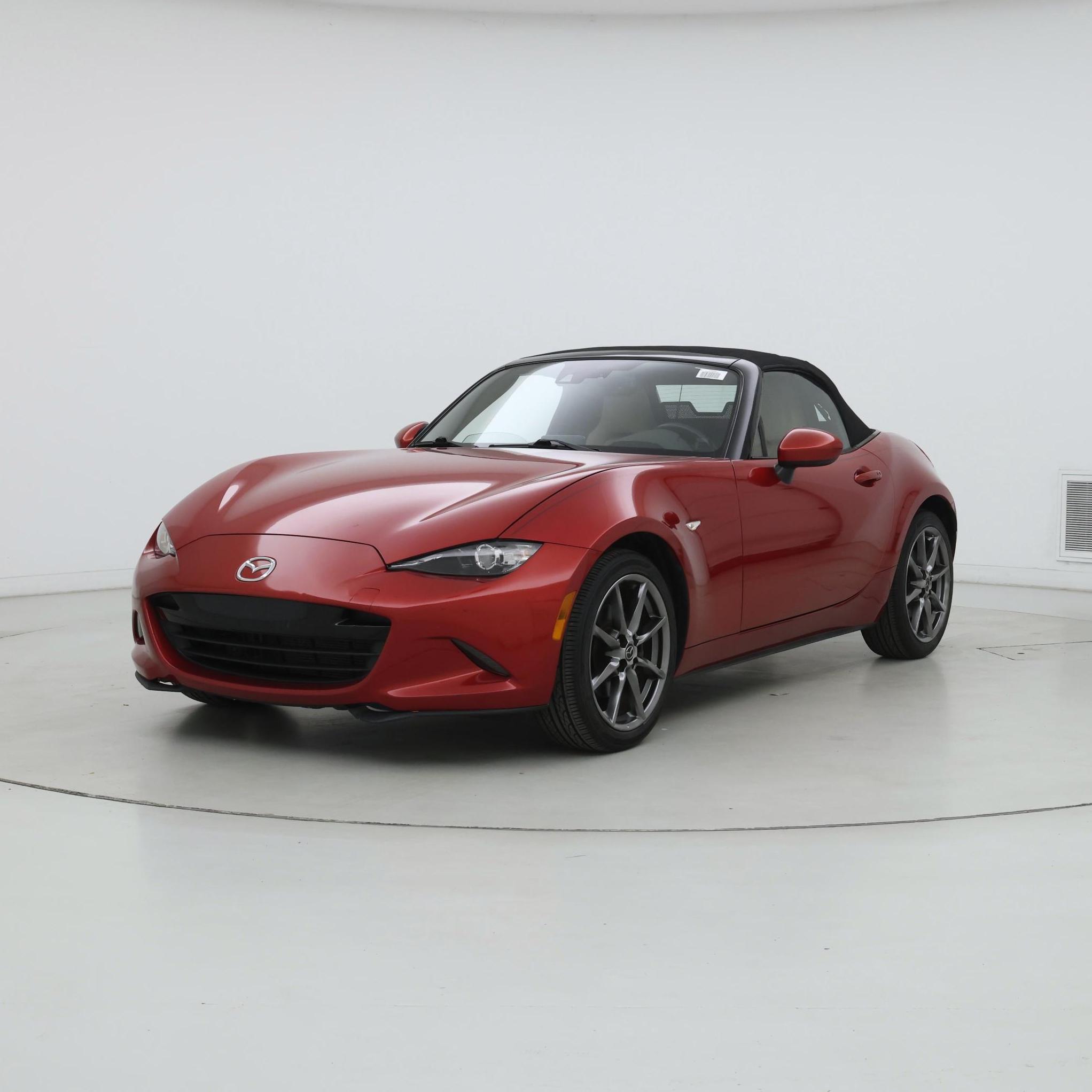 Thumbnail: 2016 Mazda MX-5 Miata - 4