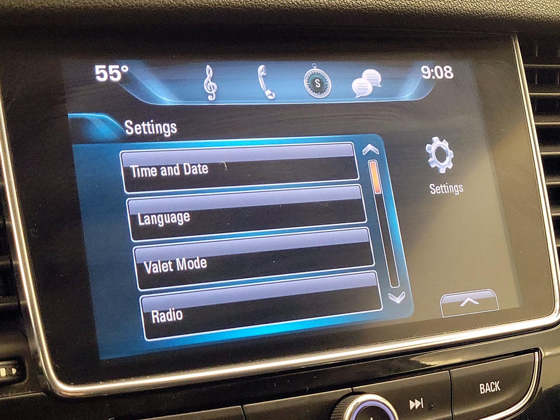 Thumbnail: 2018 Buick Encore - 15