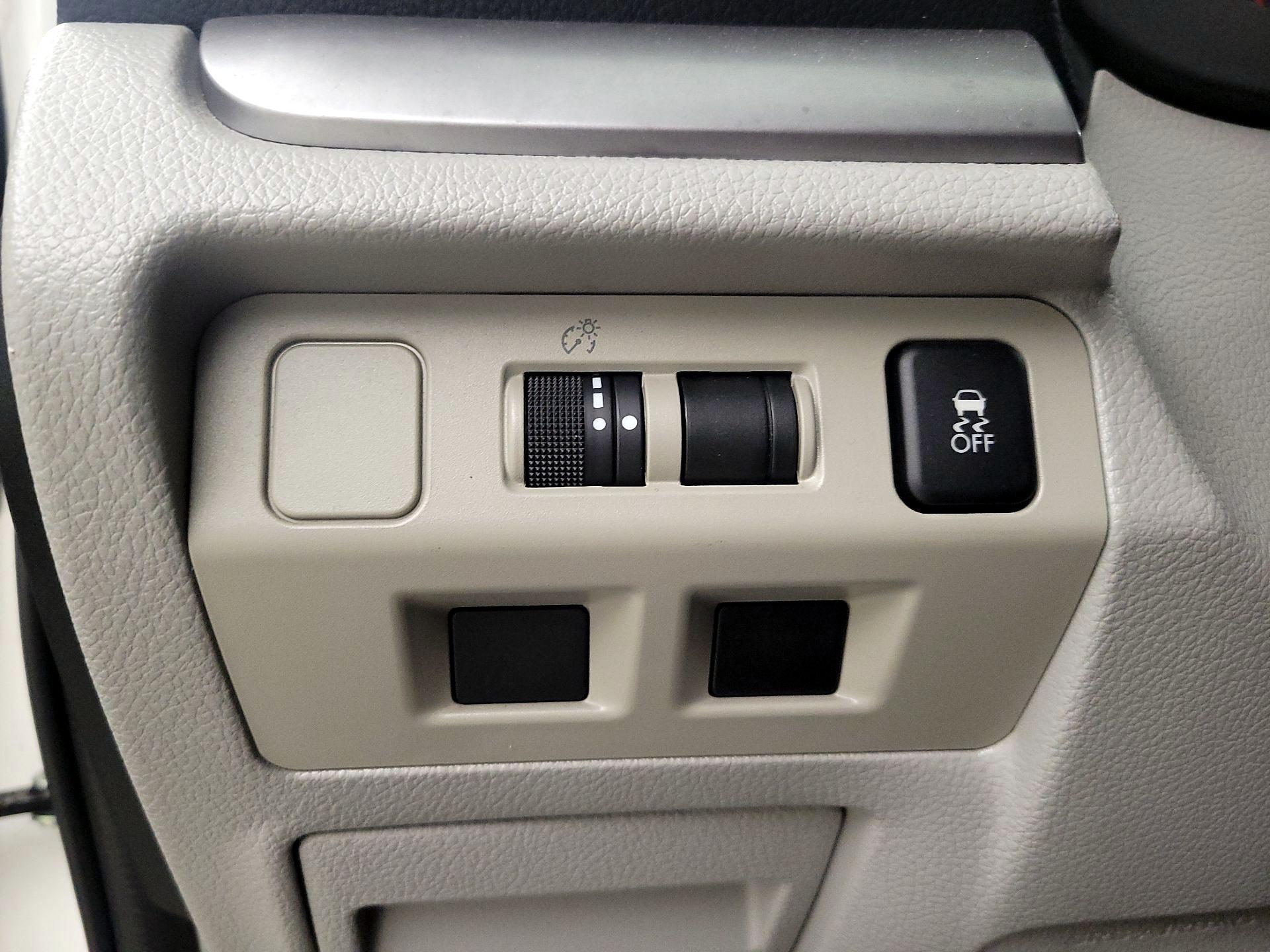 Thumbnail: 2018 Subaru Forester - 13