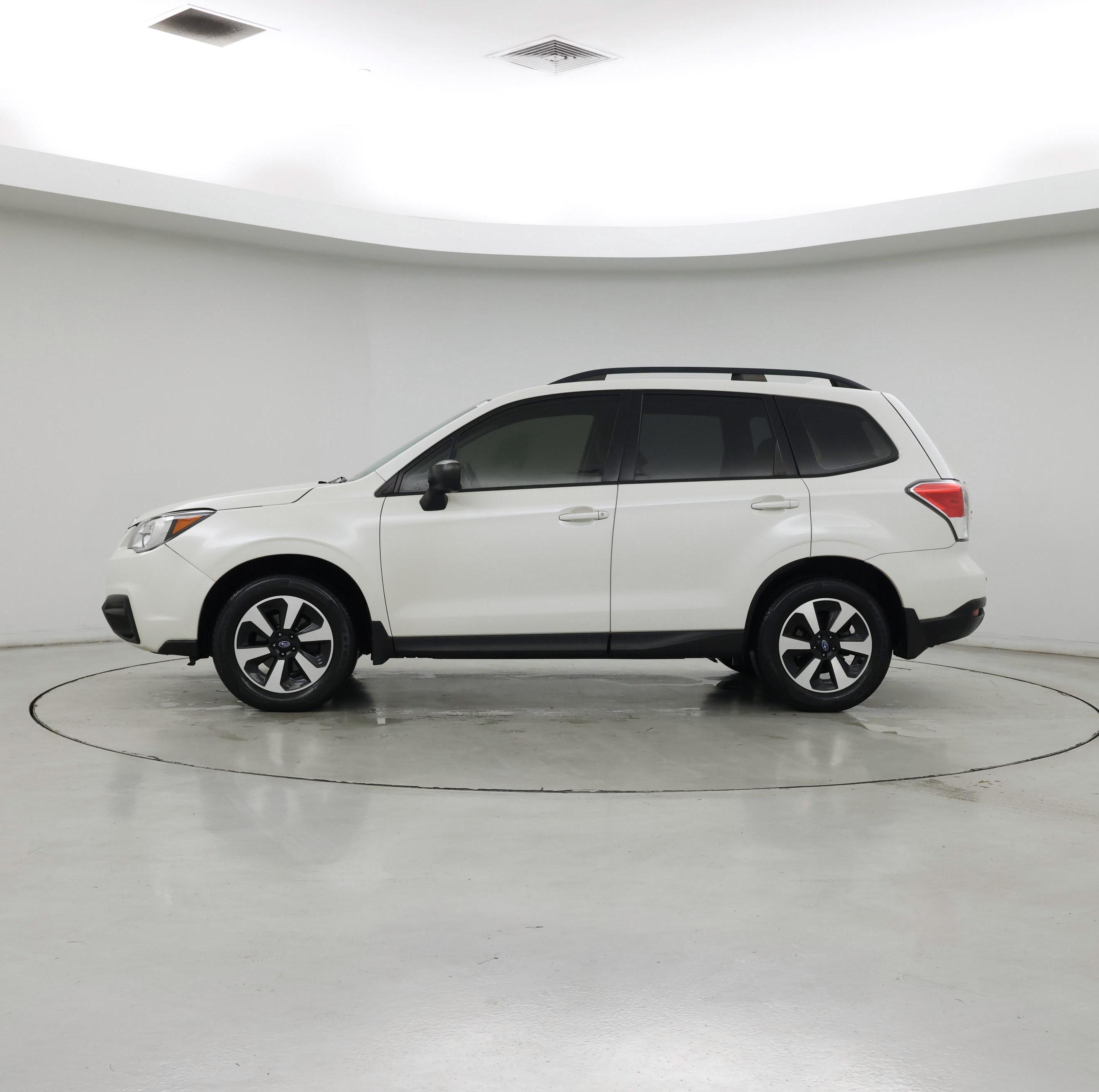 Thumbnail: 2018 Subaru Forester - 3