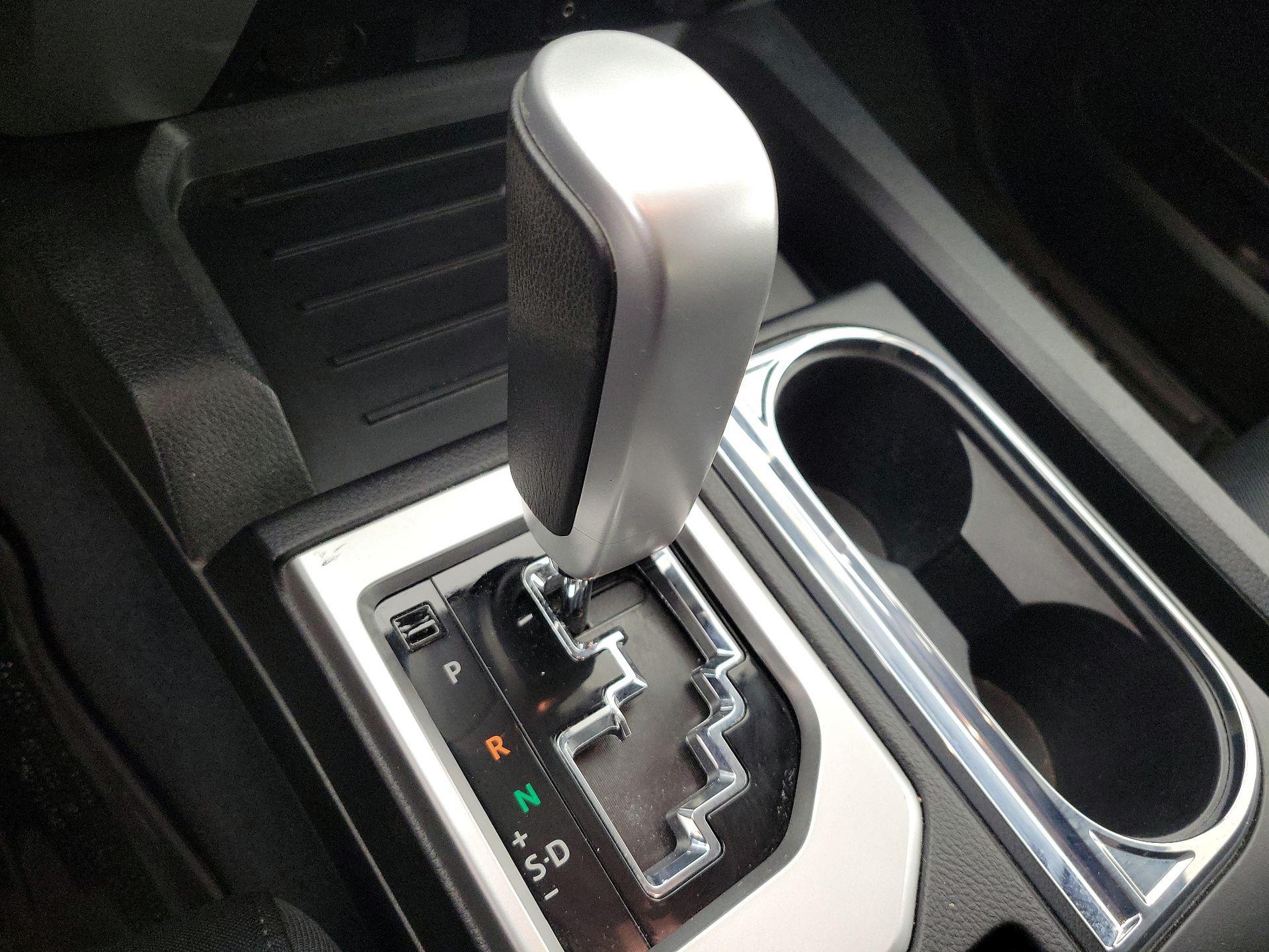 Thumbnail: 2019 Toyota Tundra - 17