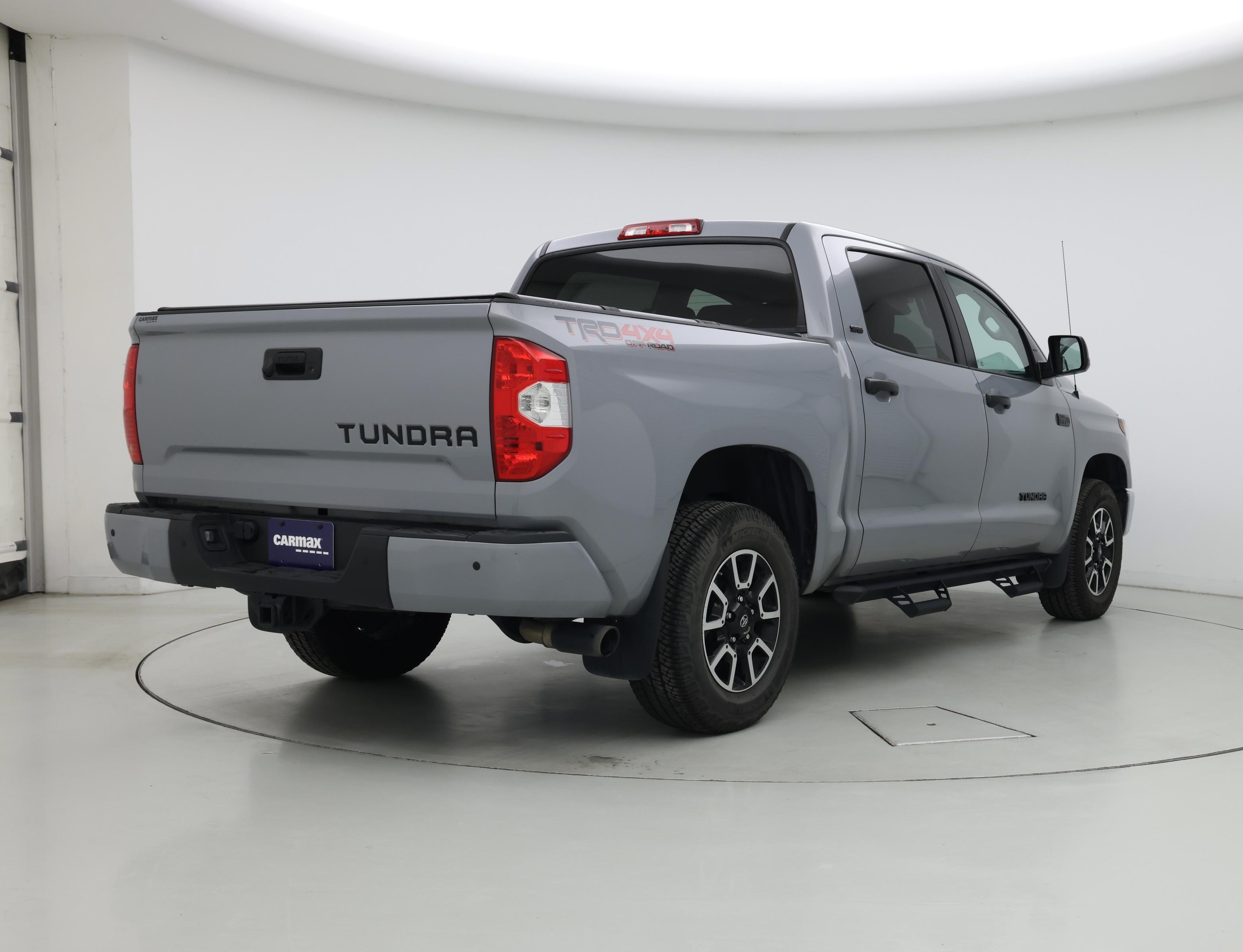 Thumbnail: 2019 Toyota Tundra - 8