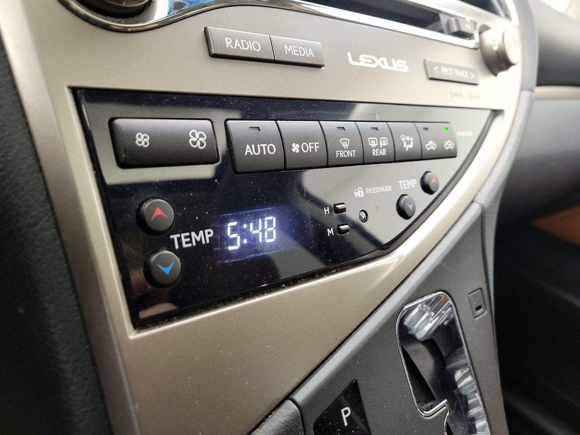 Thumbnail: 2015 Lexus RX - 16