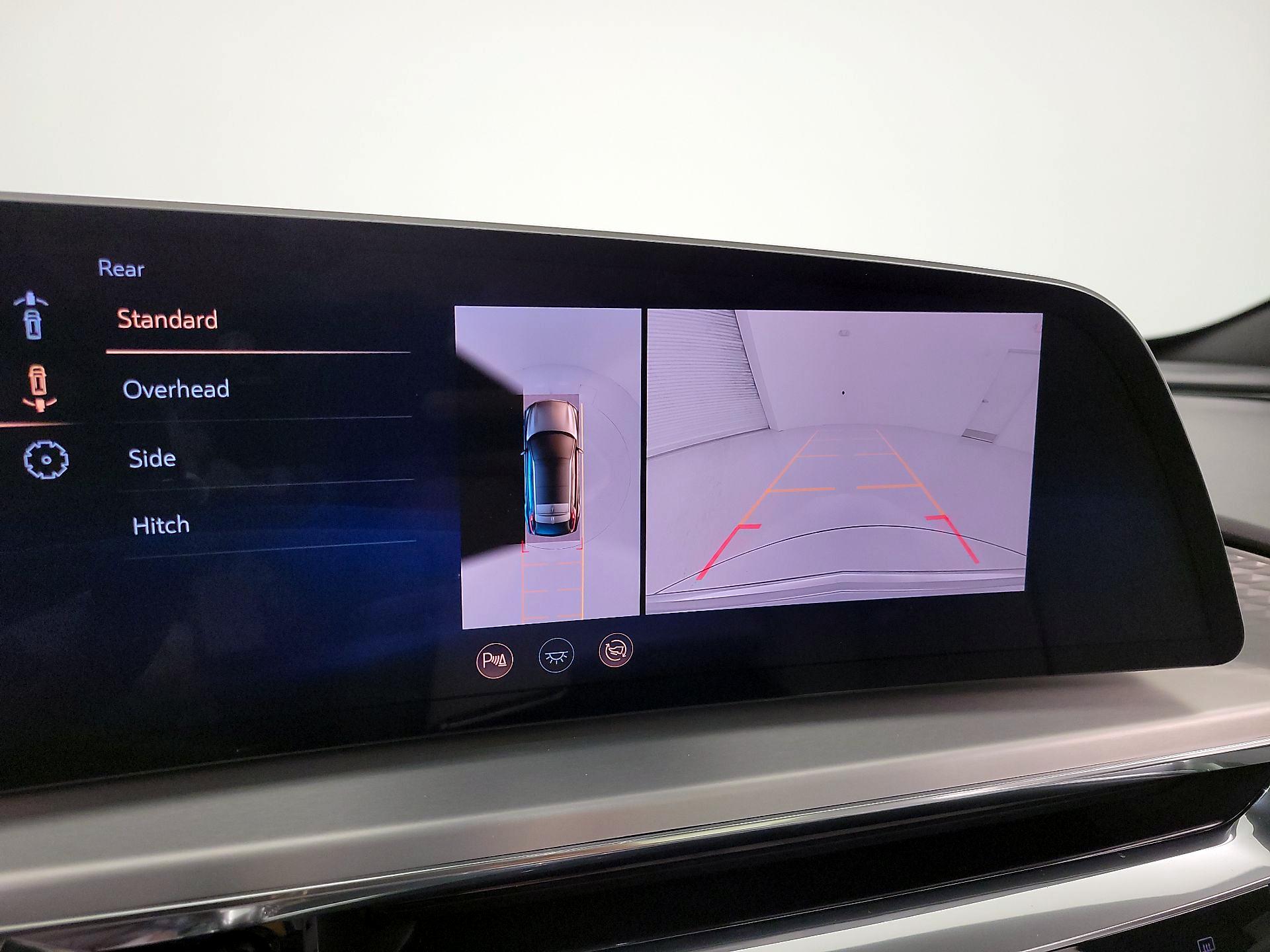 Thumbnail: 2024 Cadillac Lyriq - 14