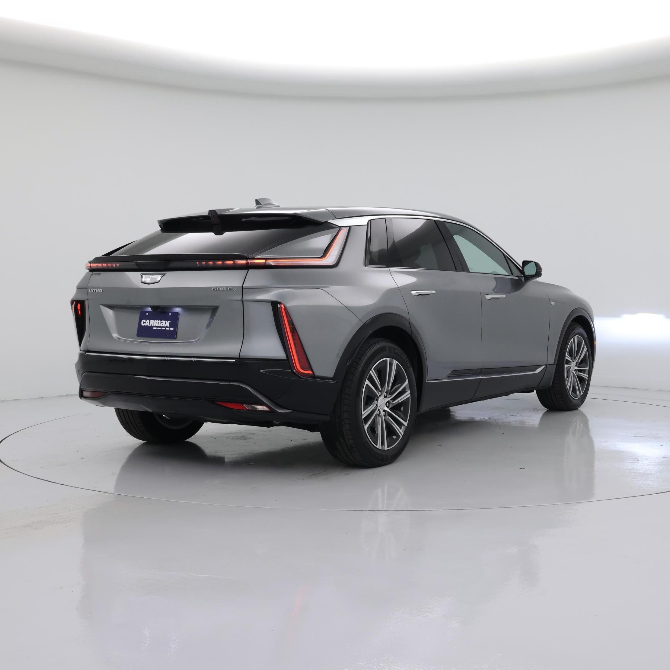 Thumbnail: 2024 Cadillac Lyriq - 8