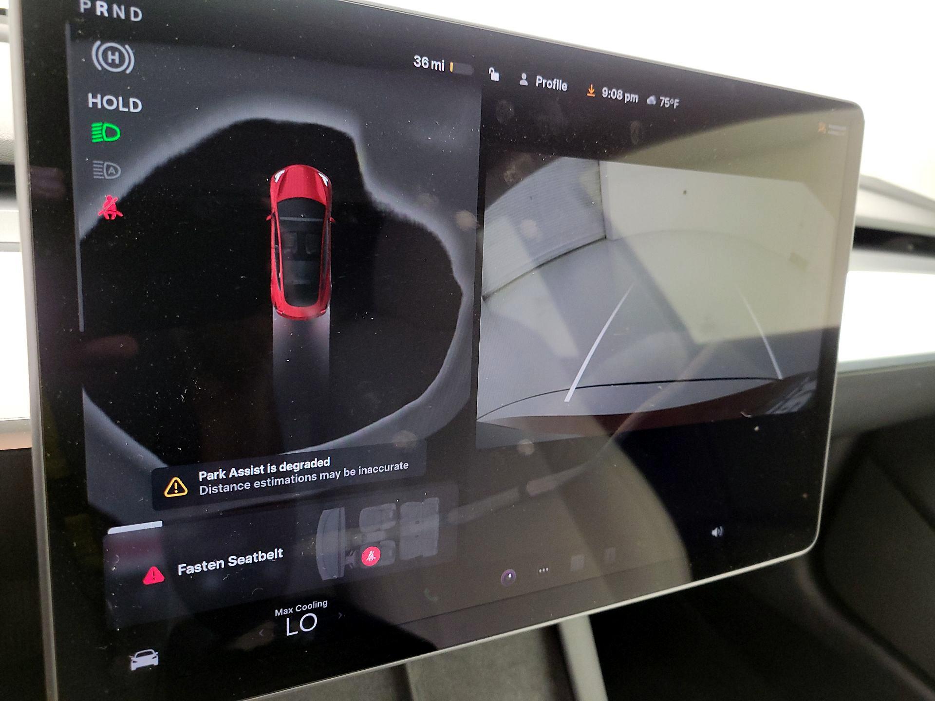 Thumbnail: 2022 Tesla Model 3 - 14