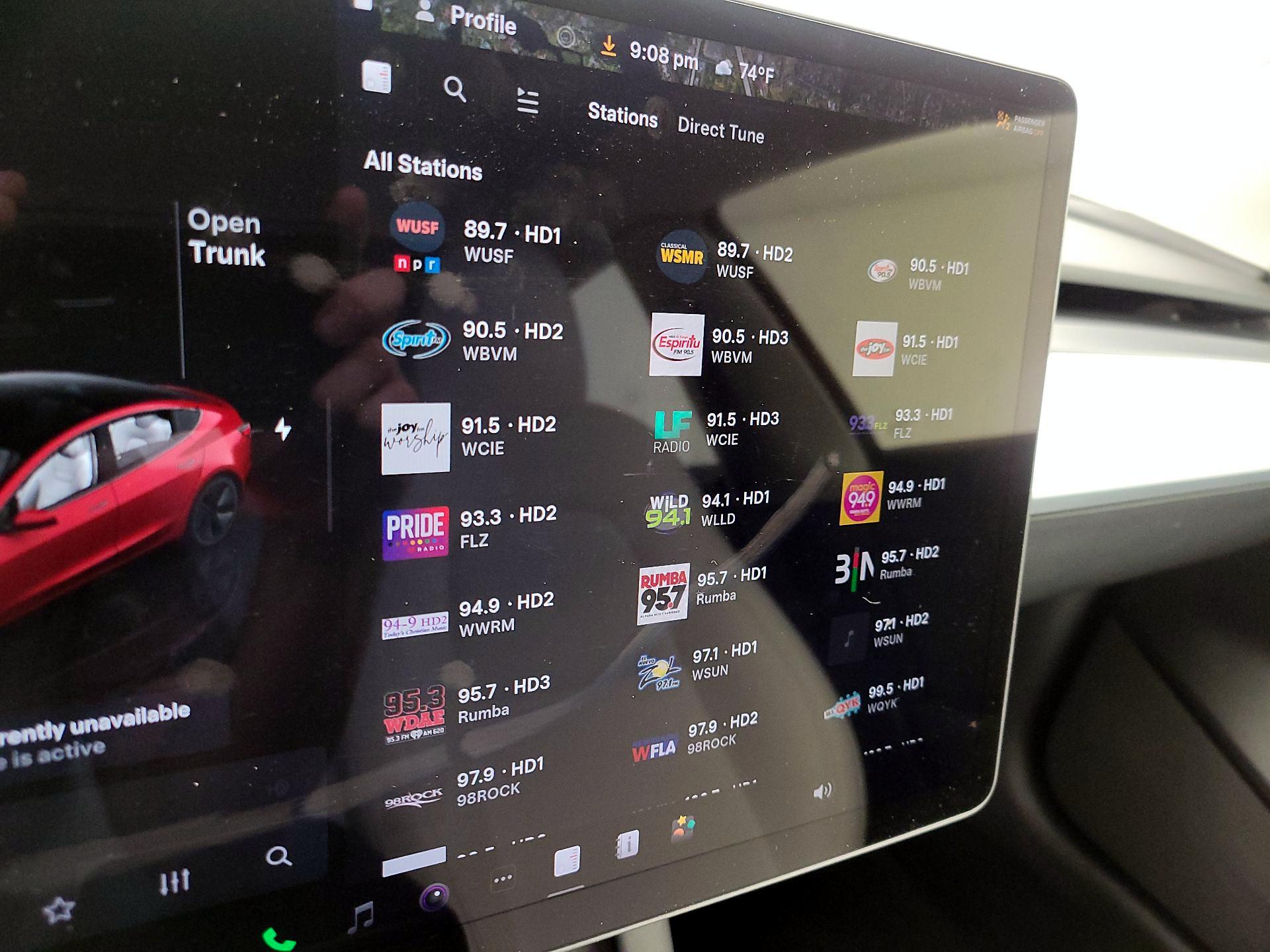 Thumbnail: 2022 Tesla Model 3 - 15