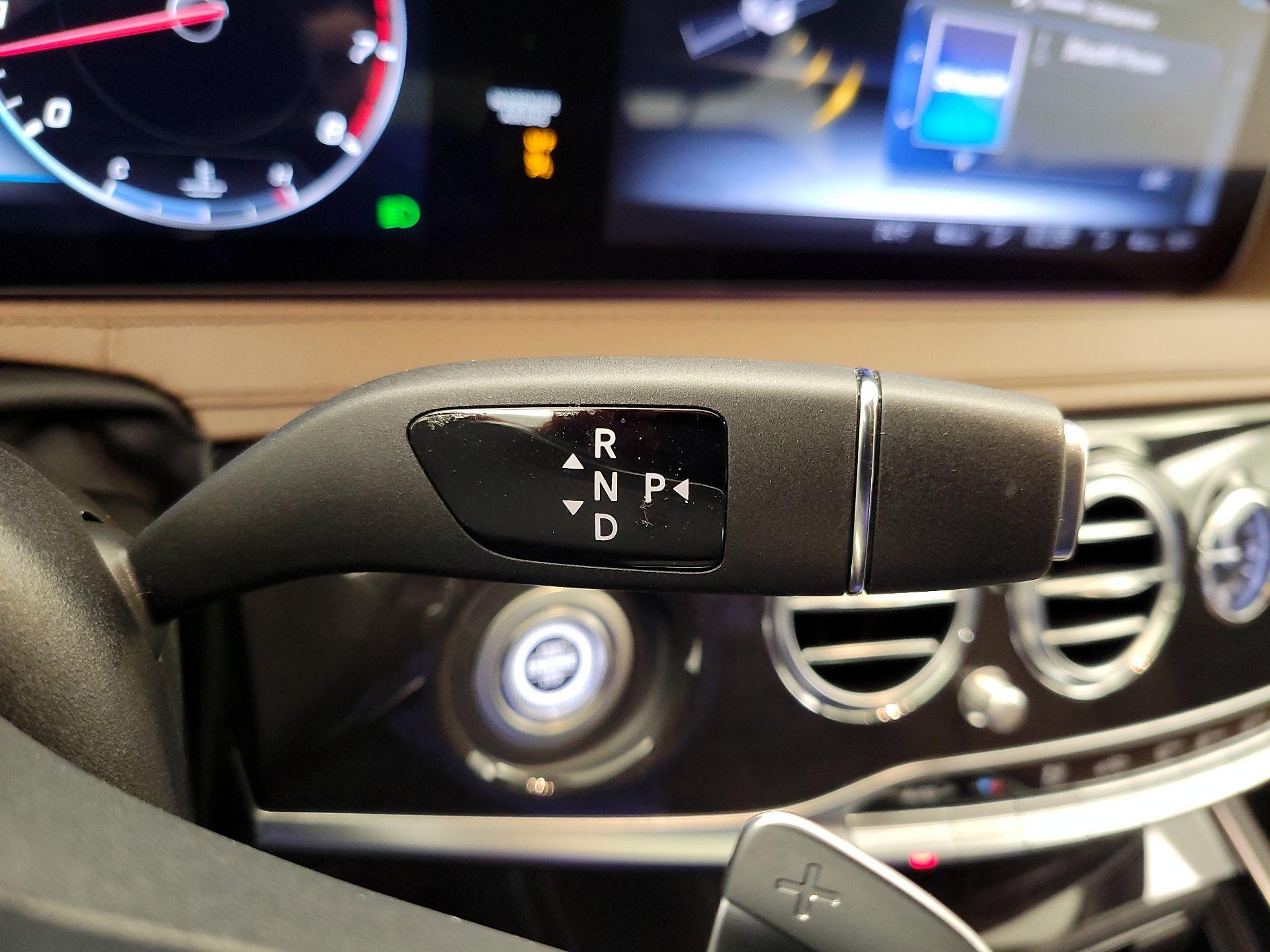 Thumbnail: 2020 Mercedes-Benz S-Class - 18