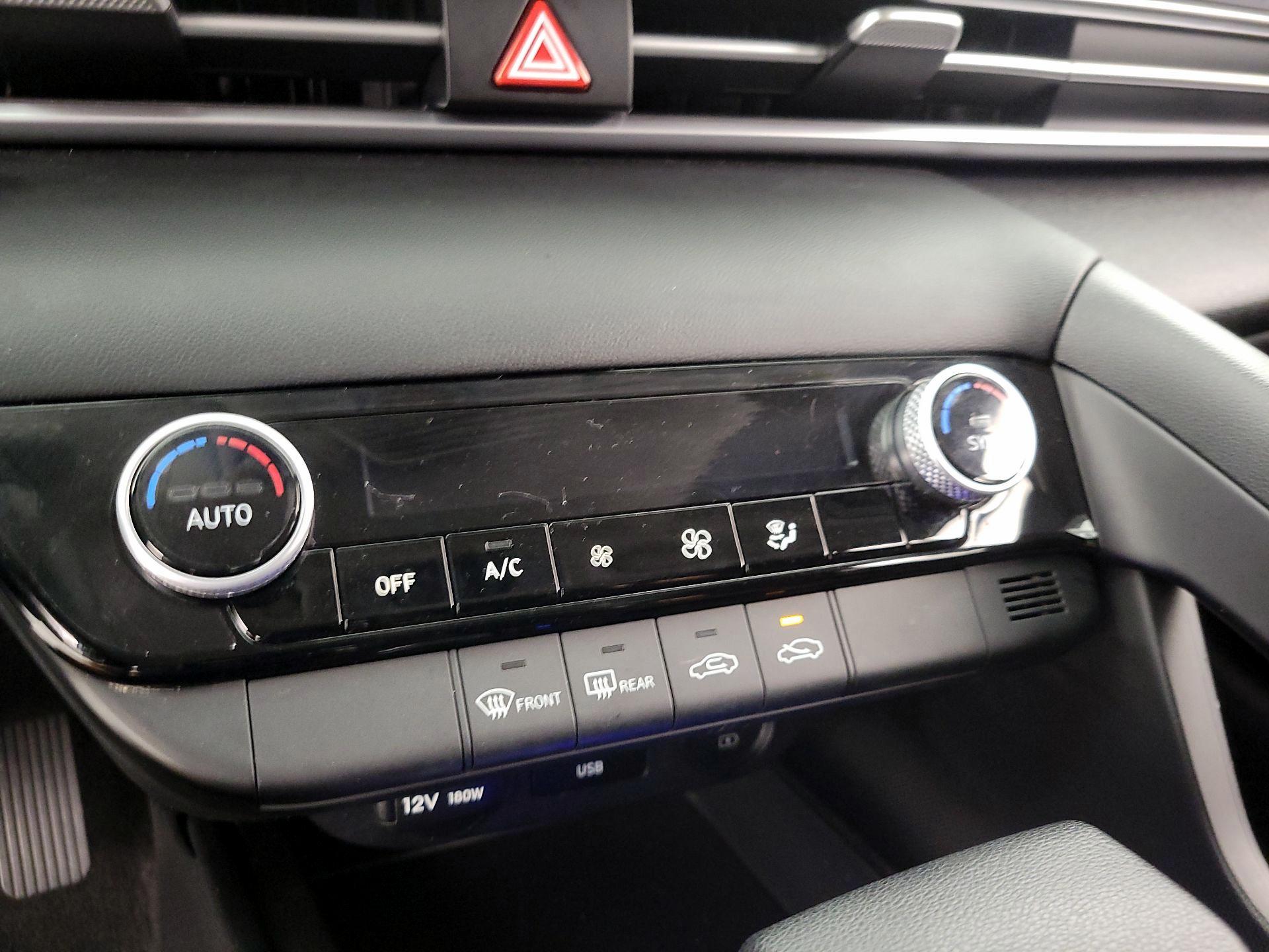 Thumbnail: 2023 Hyundai Elantra - 16