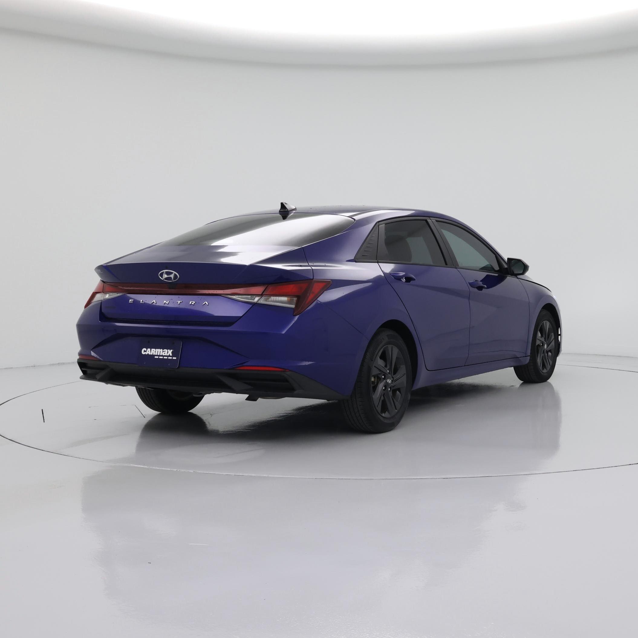 Thumbnail: 2023 Hyundai Elantra - 8