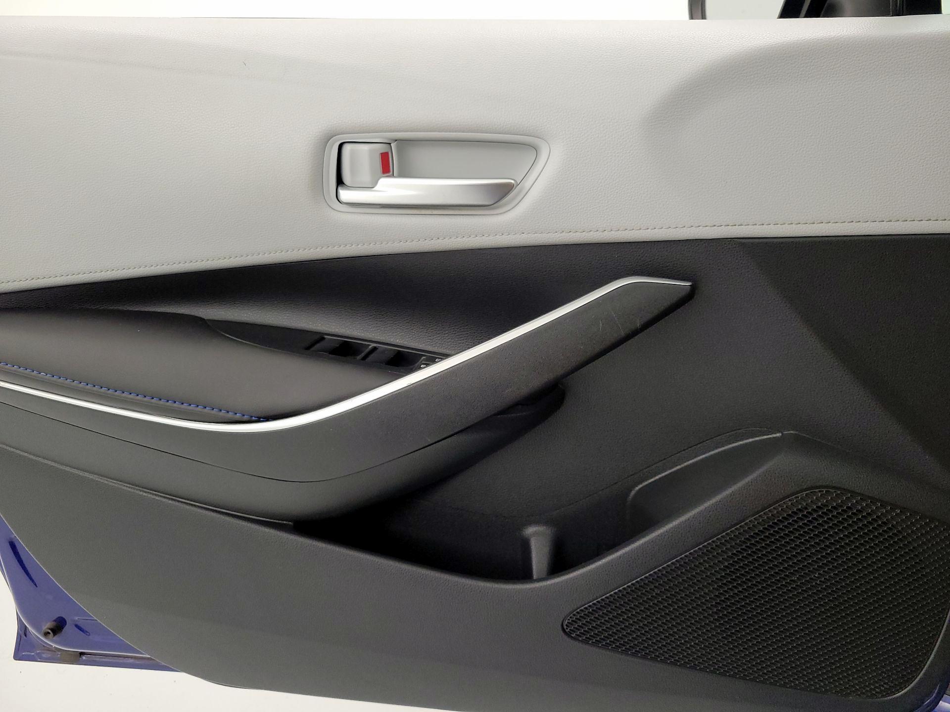 Thumbnail: 2020 Toyota Corolla - 12