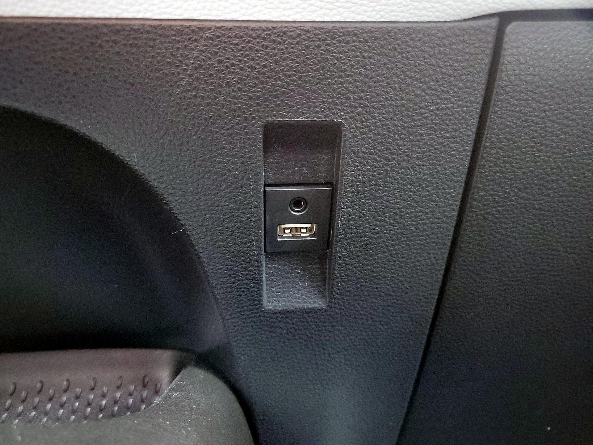 Thumbnail: 2020 Toyota Corolla - 18