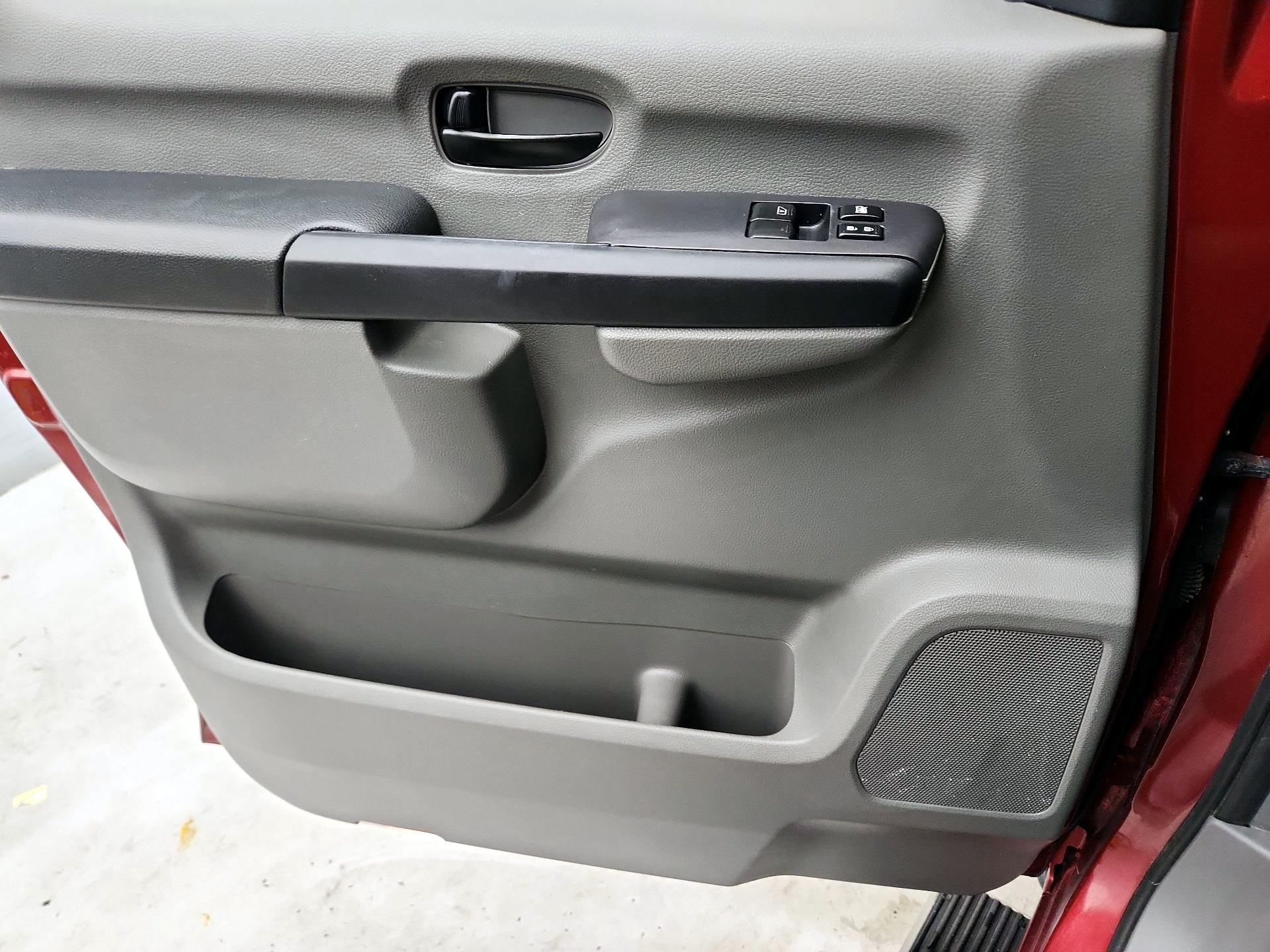 Thumbnail: 2019 Nissan NV - 12