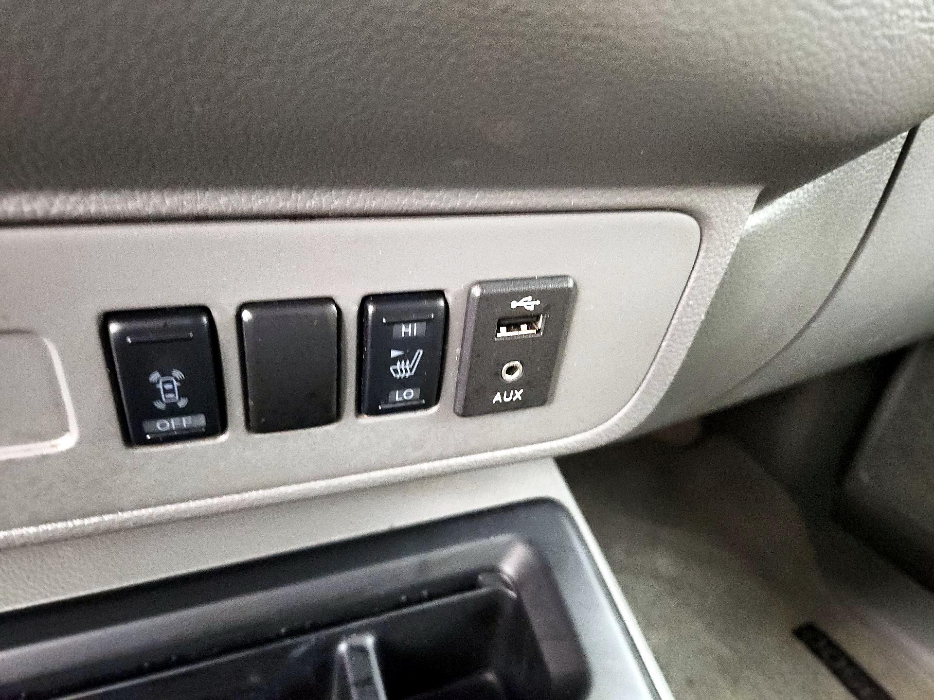 Thumbnail: 2019 Nissan NV - 19