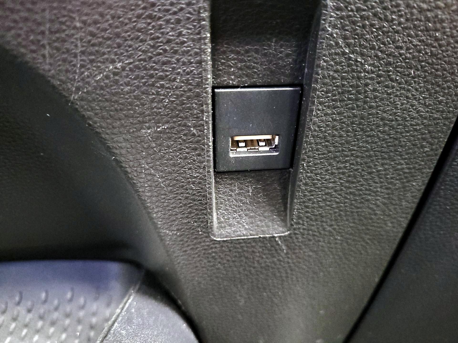 Thumbnail: 2022 Toyota Corolla - 18