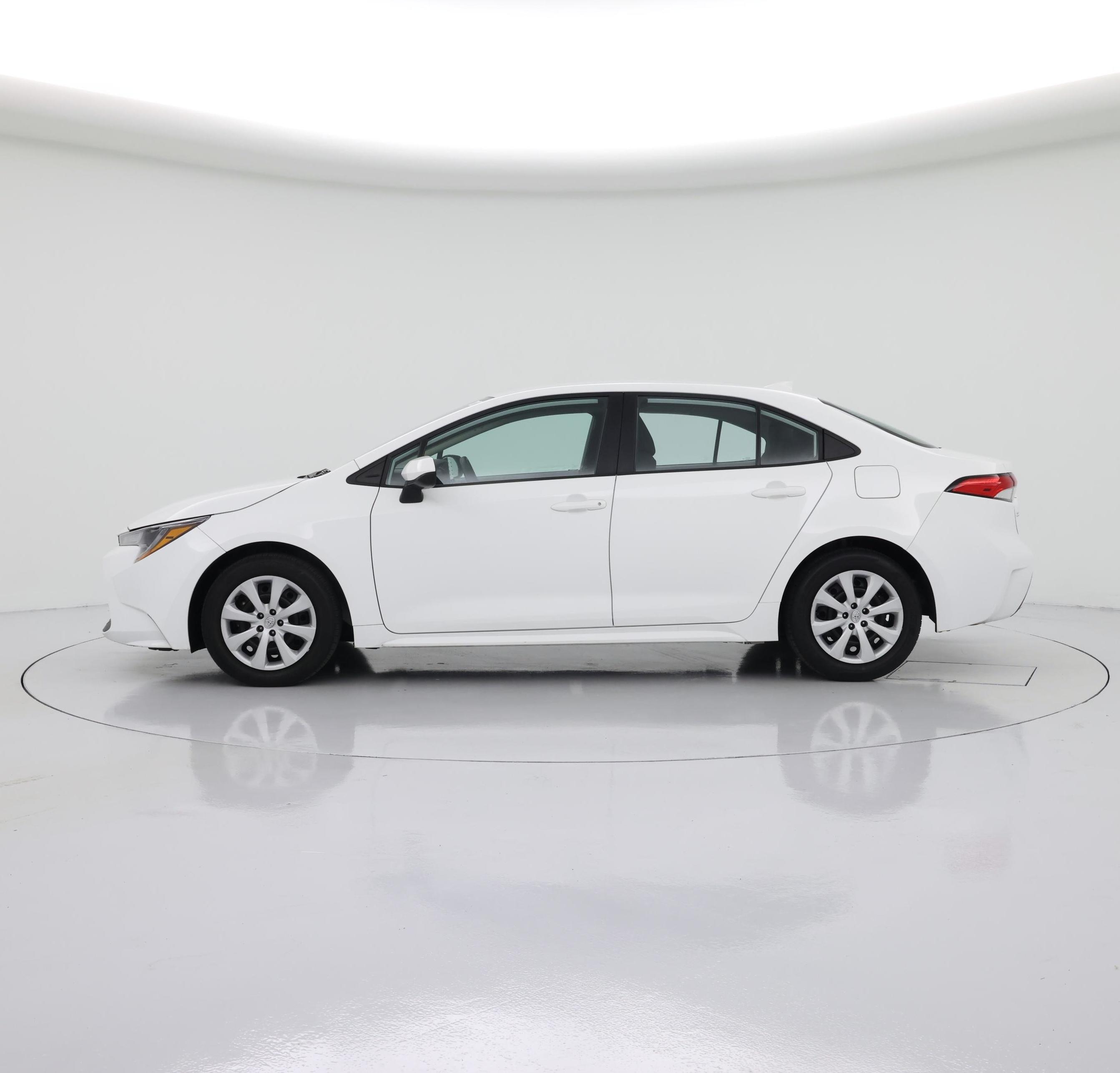 Thumbnail: 2022 Toyota Corolla - 3