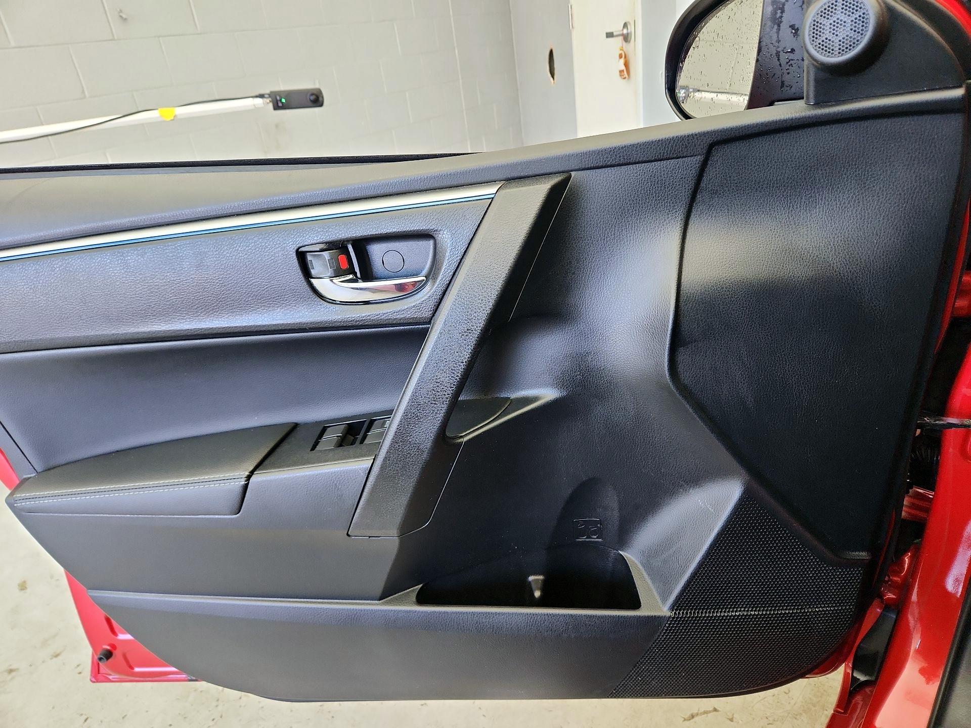 Thumbnail: 2014 Toyota Corolla - 12