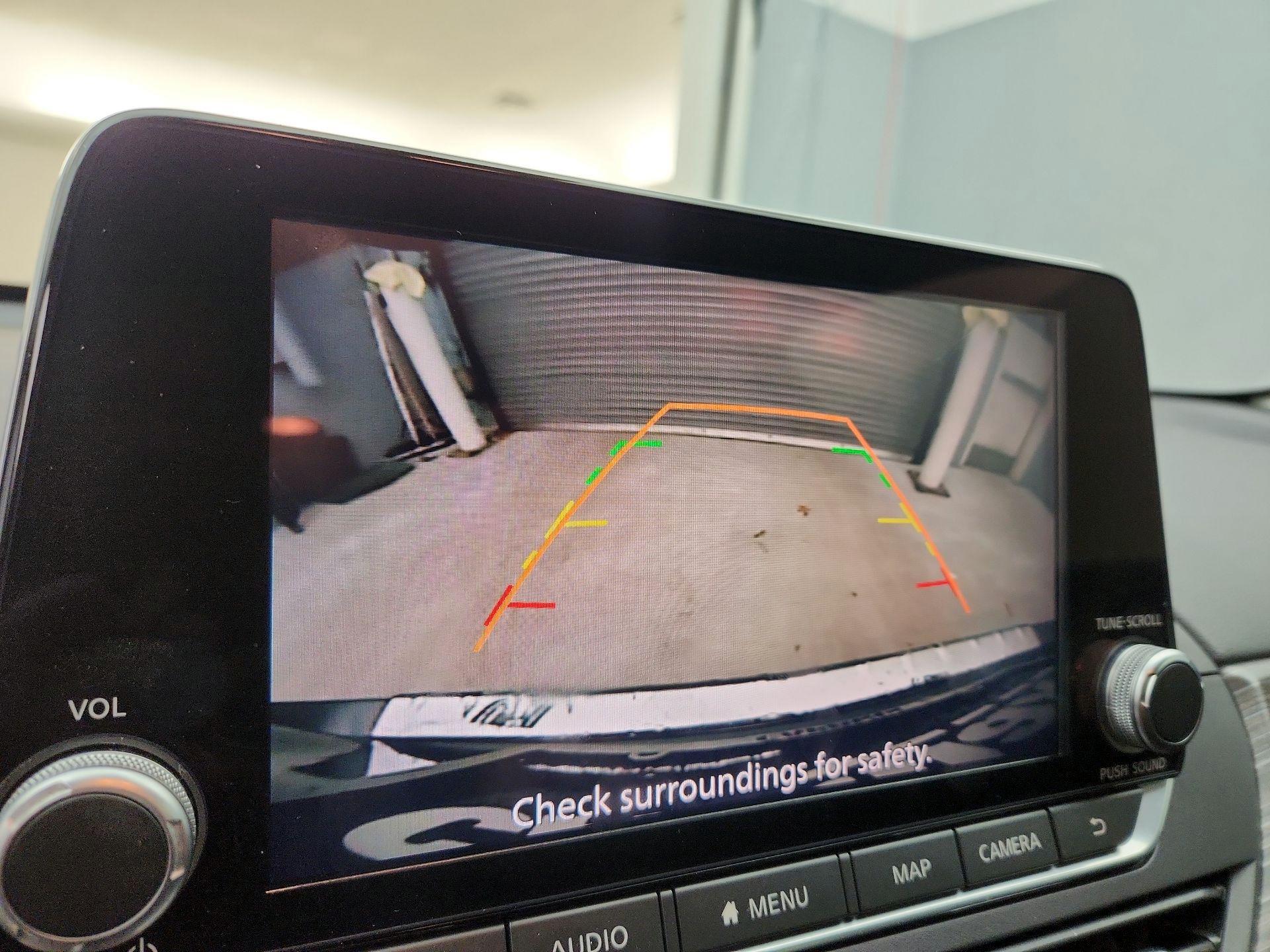 Thumbnail: 2021 Nissan Altima - 15