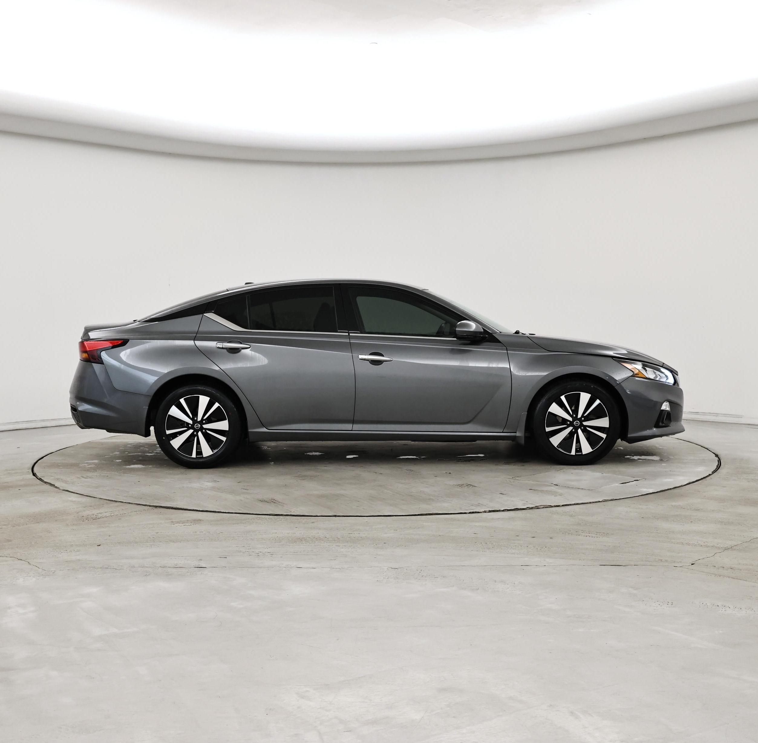 Thumbnail: 2021 Nissan Altima - 7