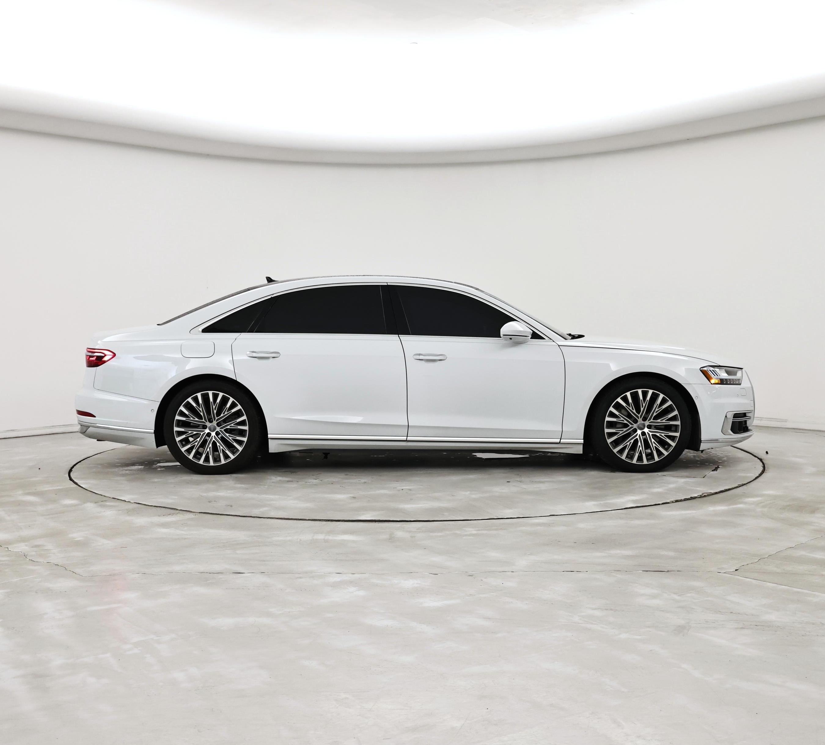 Thumbnail: 2019 Audi A8 - 7