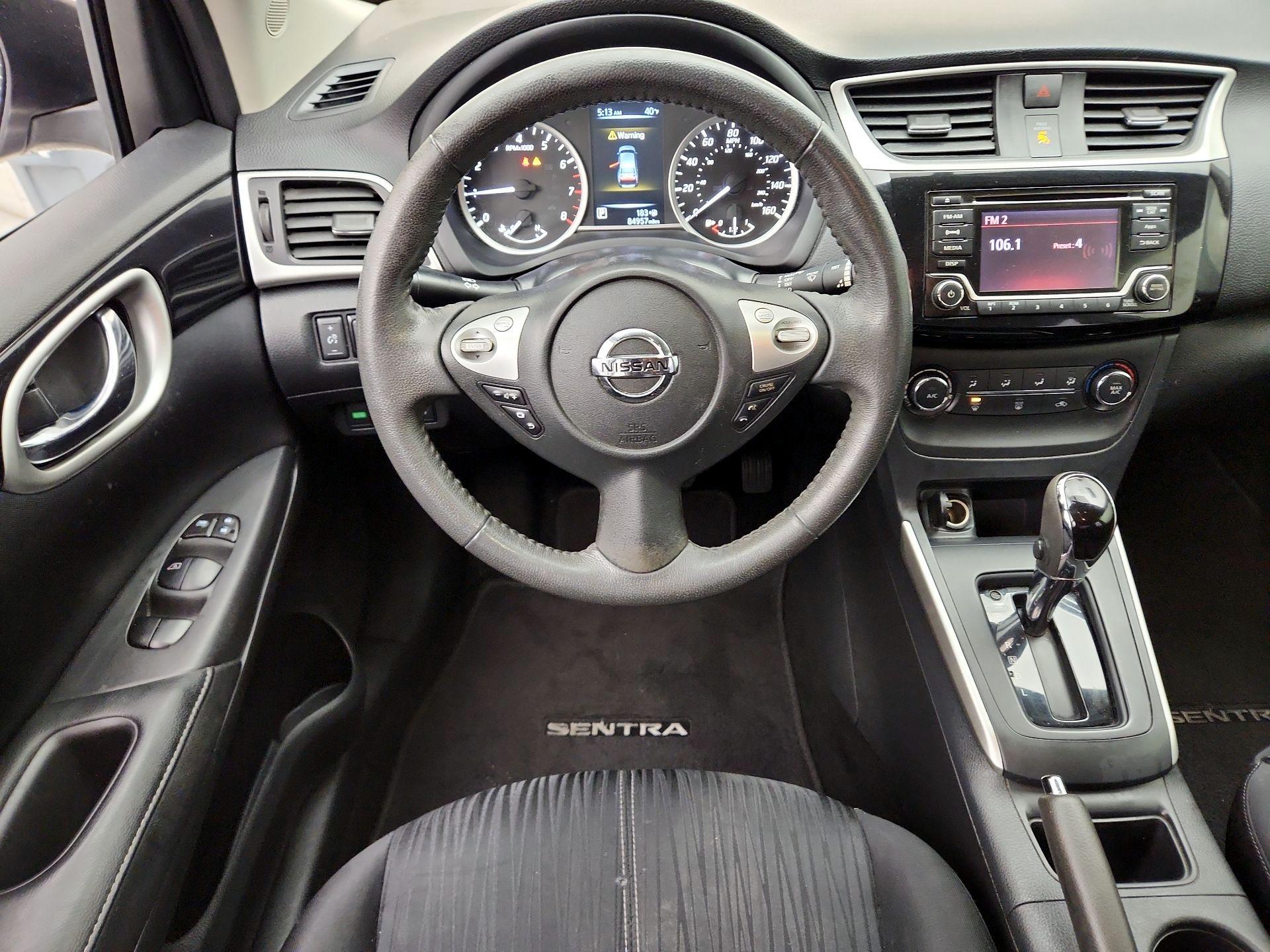 Thumbnail: 2016 Nissan Sentra - 10