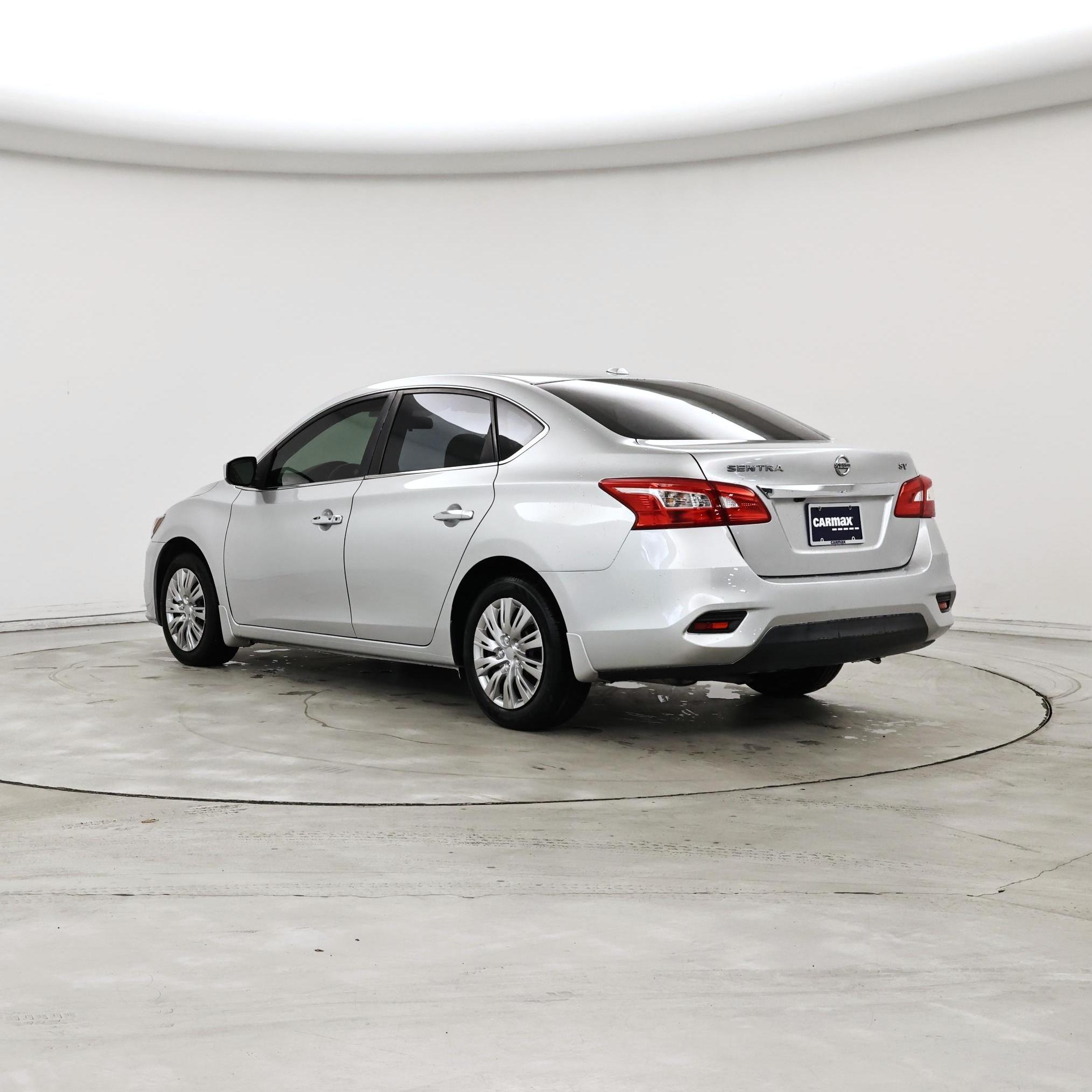 Thumbnail: 2016 Nissan Sentra - 2