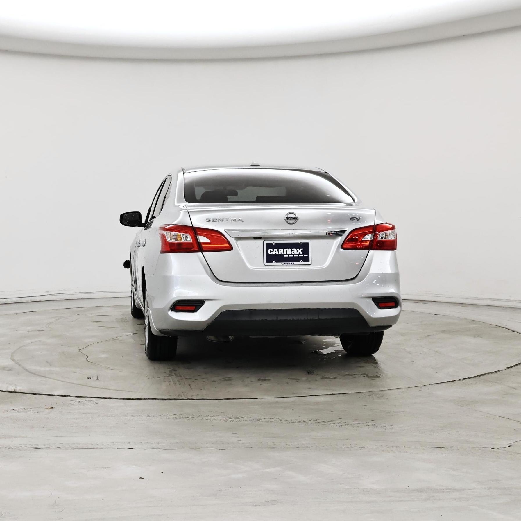 Thumbnail: 2016 Nissan Sentra - 6