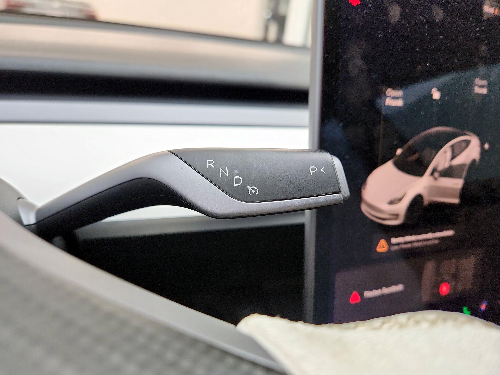 Thumbnail: 2021 Tesla Model 3 - 17