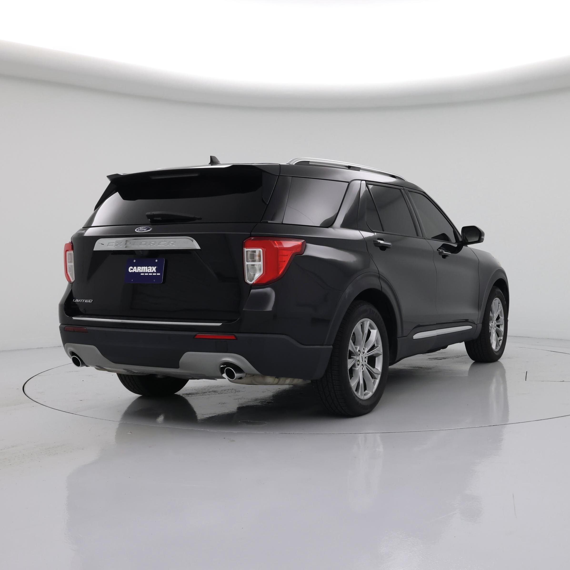 Thumbnail: 2022 Ford Explorer - 8